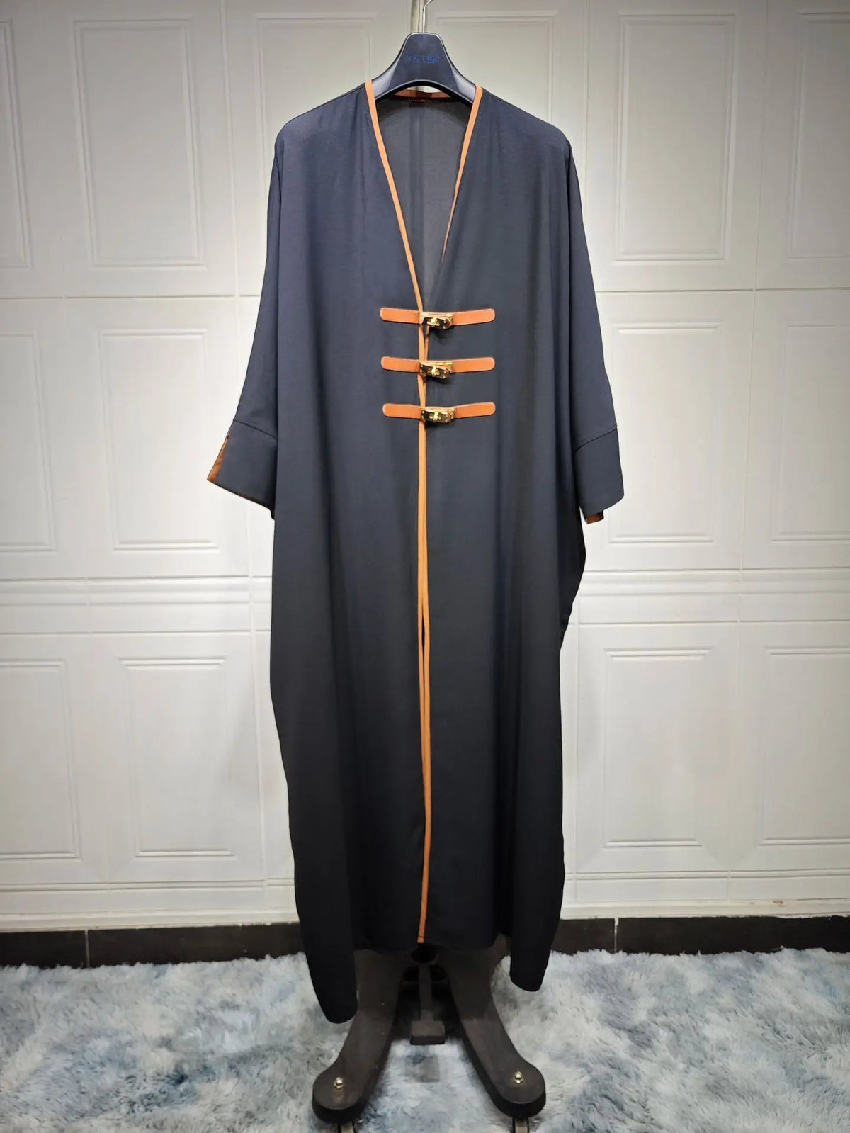 Uni Eid Dubai Elegant Turkey Luxury Modest Abaya With Leather Button Women Muslim Dress Kaftan Open Abaya