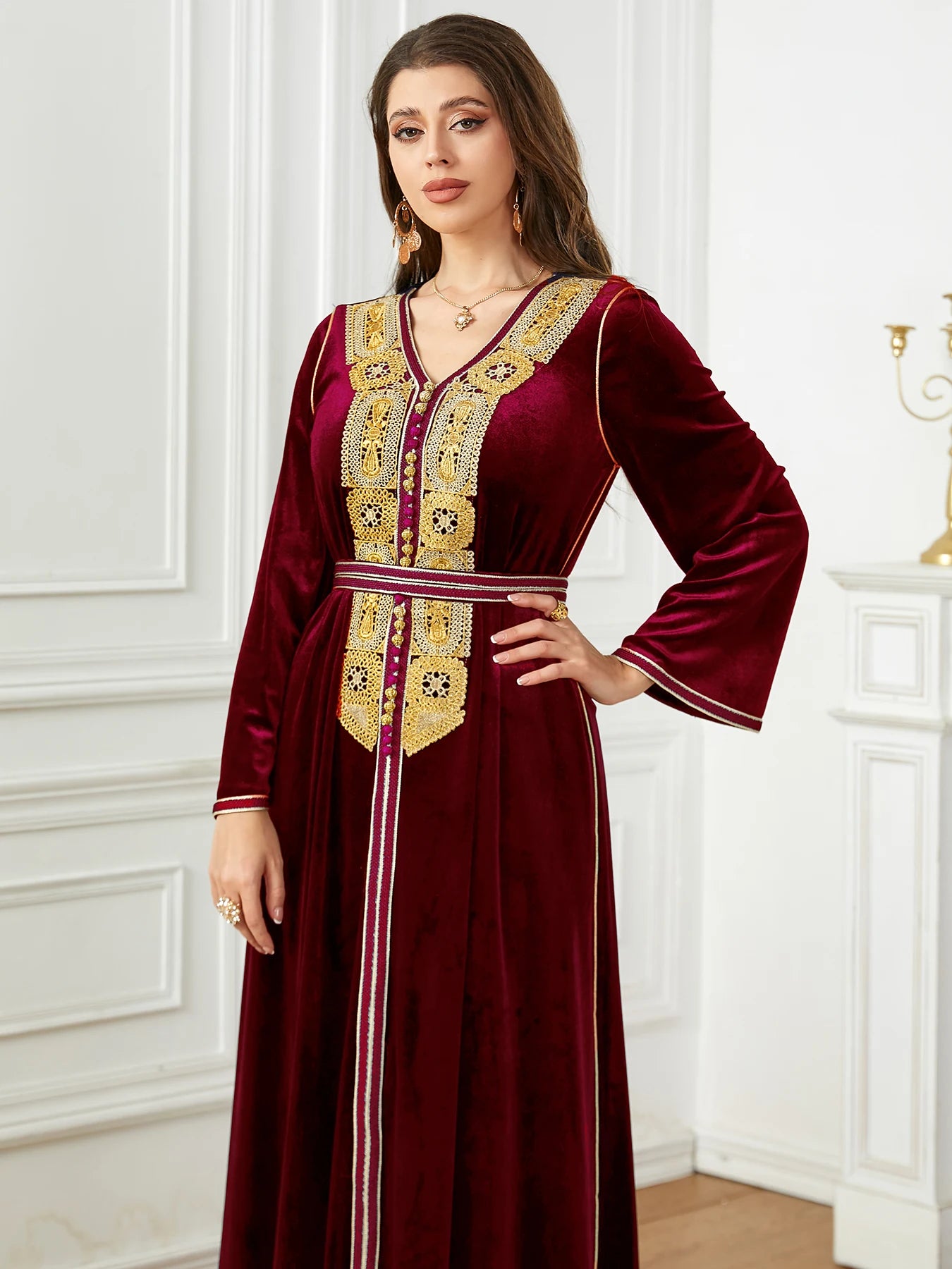 Velour Winter Abaya Gold Appliques Moroccan Caftan Casual Dubai Belted Arabic Dress Islamic Clothing Muslim Women Ramadan Eid