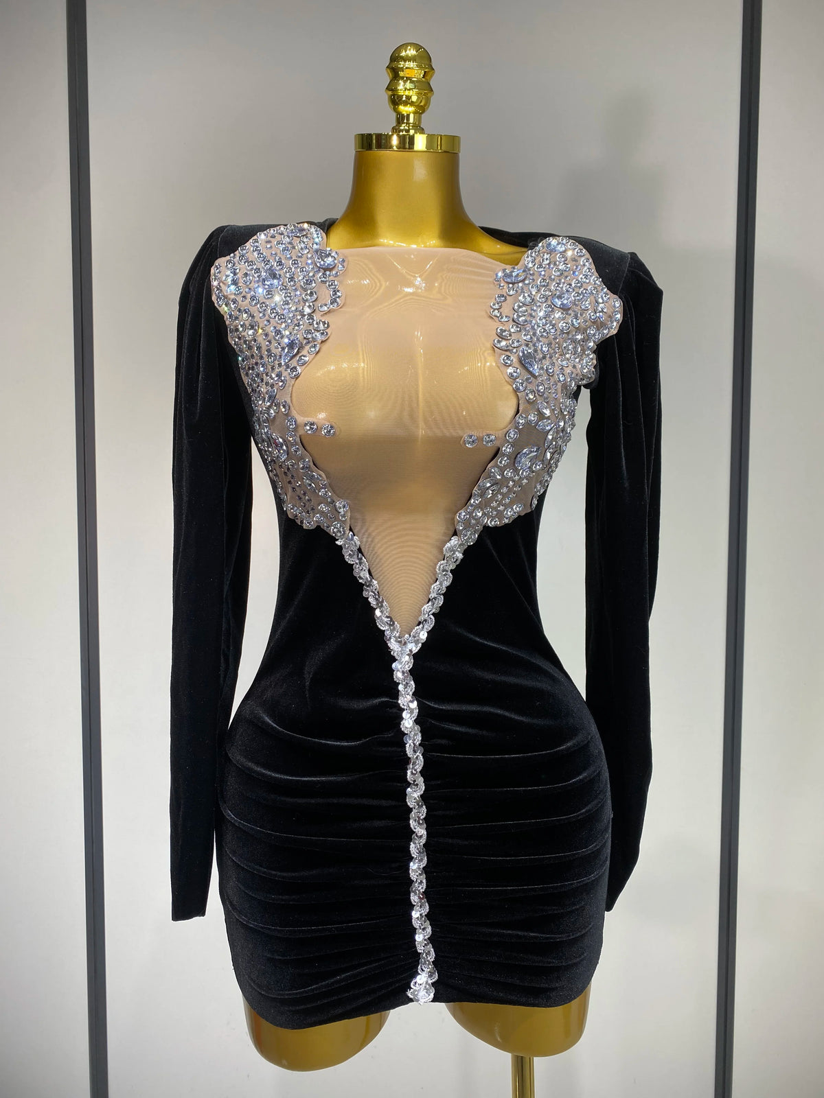 Luxury Birthday Dress Sparkly Crystals Sexy Mesh Velvet Short Dress 2025 Women Elegant Evening Party Nightclub Stage Costume