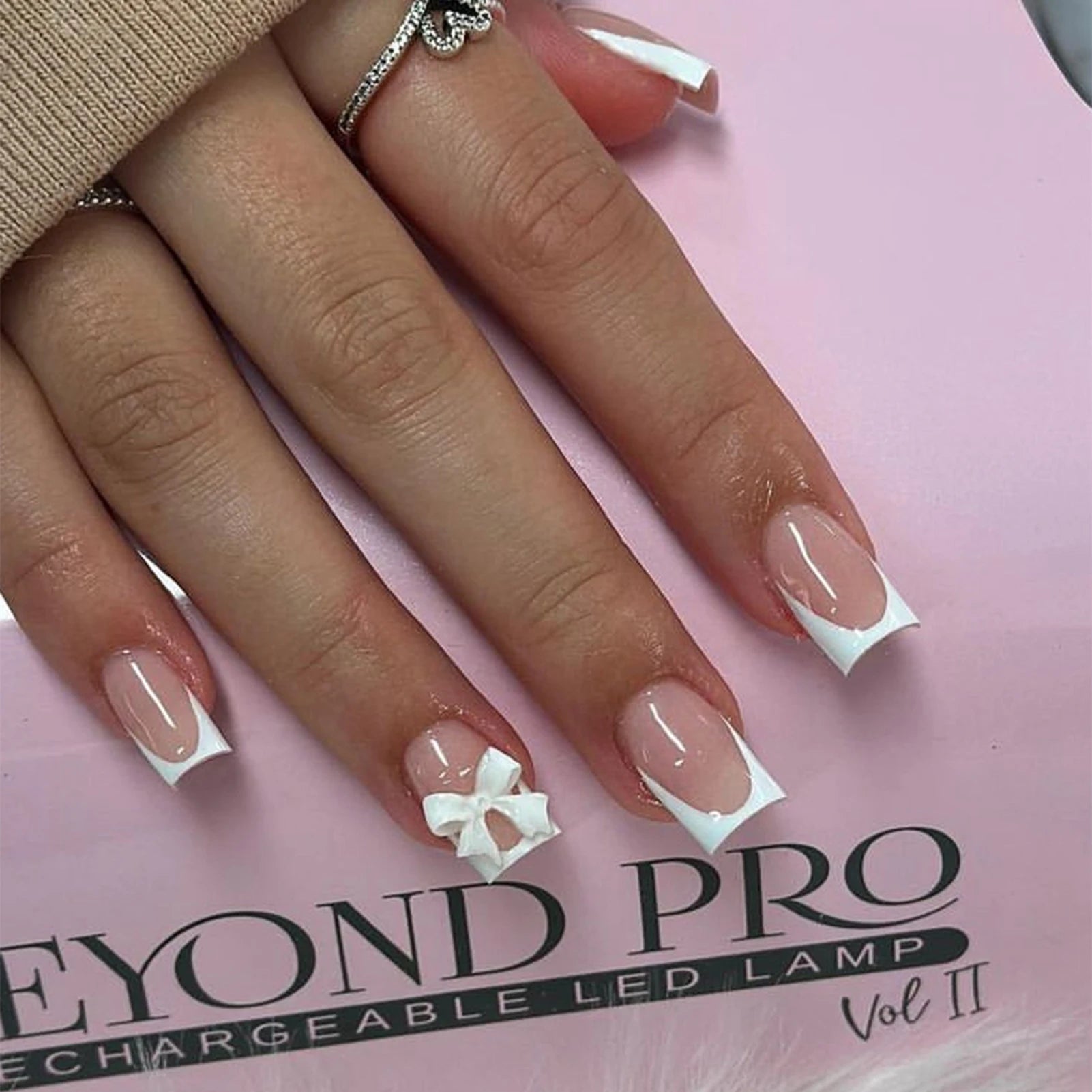 Black French Tips Press on Nails 3D White Bowknot Alloy Stars Designs Fake Nails Ballet Charms False Nails Korean Manicure 24Pcs