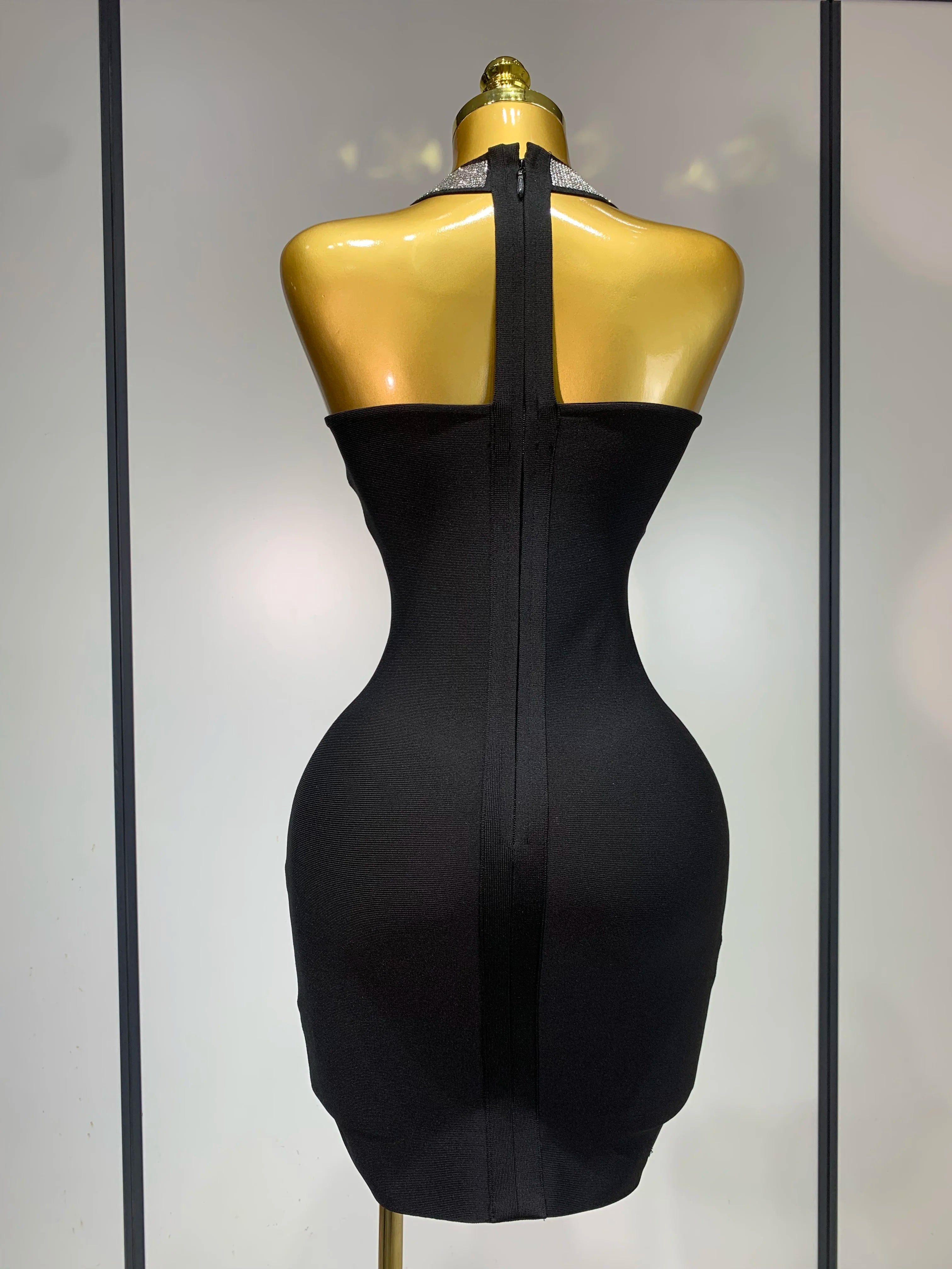 Women Sexy Backless Diamonds Sparkly Black Bodycon Bandage Dress 2025 Elegant Evening Club Luxury Birthday Party Dresses