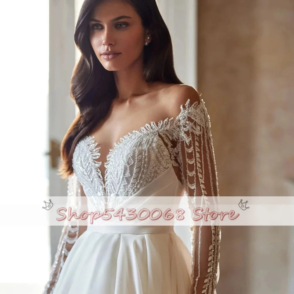 Exquisite Long Sleeve Organza A Line Wedding Dresses Luxury Illusion Appliques Beaded Court Train Vintage Bridal Gown
