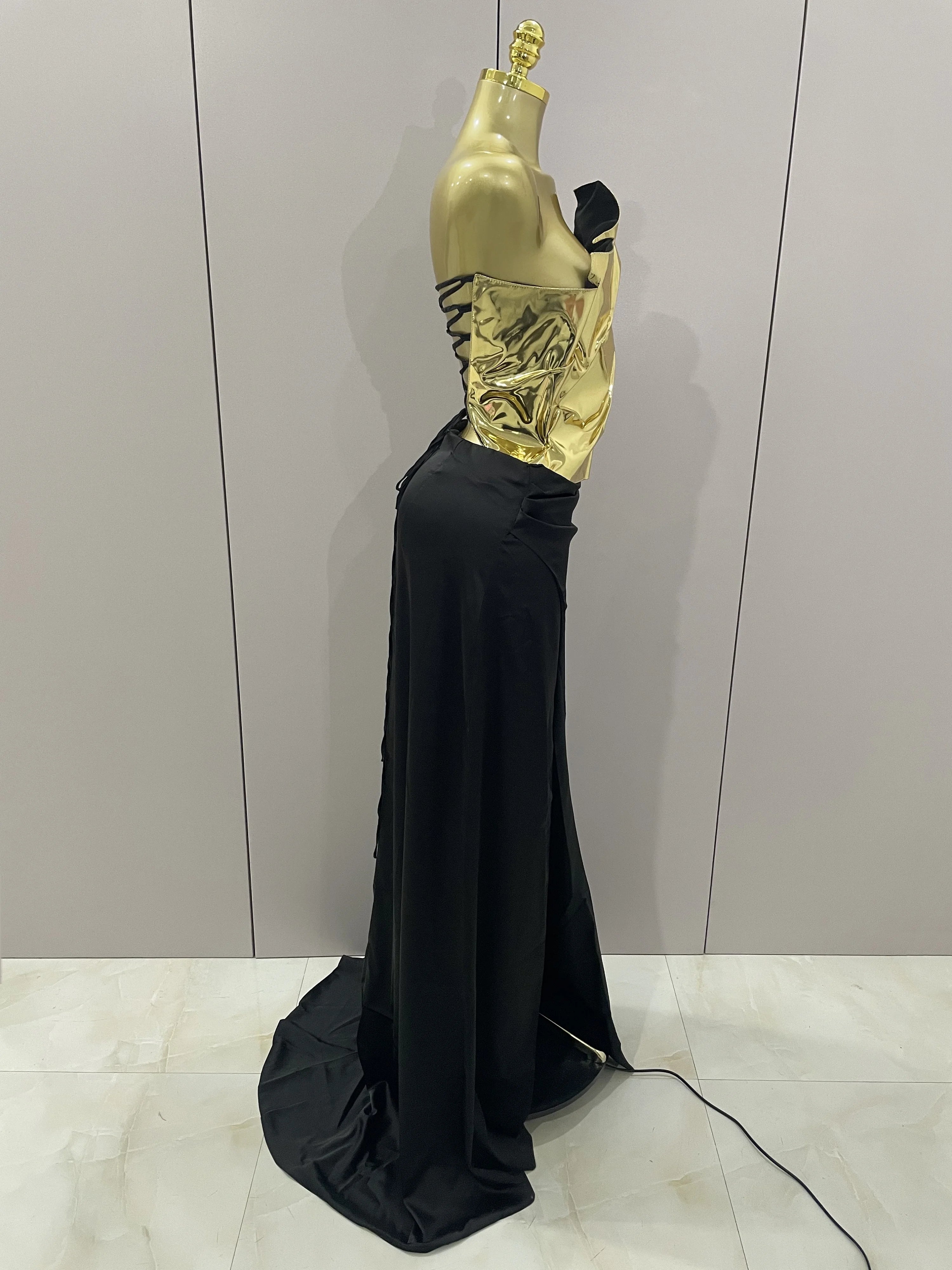 2025 New Arrival Gold Color Sexy Laced-up Tops 2 Pieces Set Long Dress Women Celebrate Evening Party Celebrity Elegant Dress