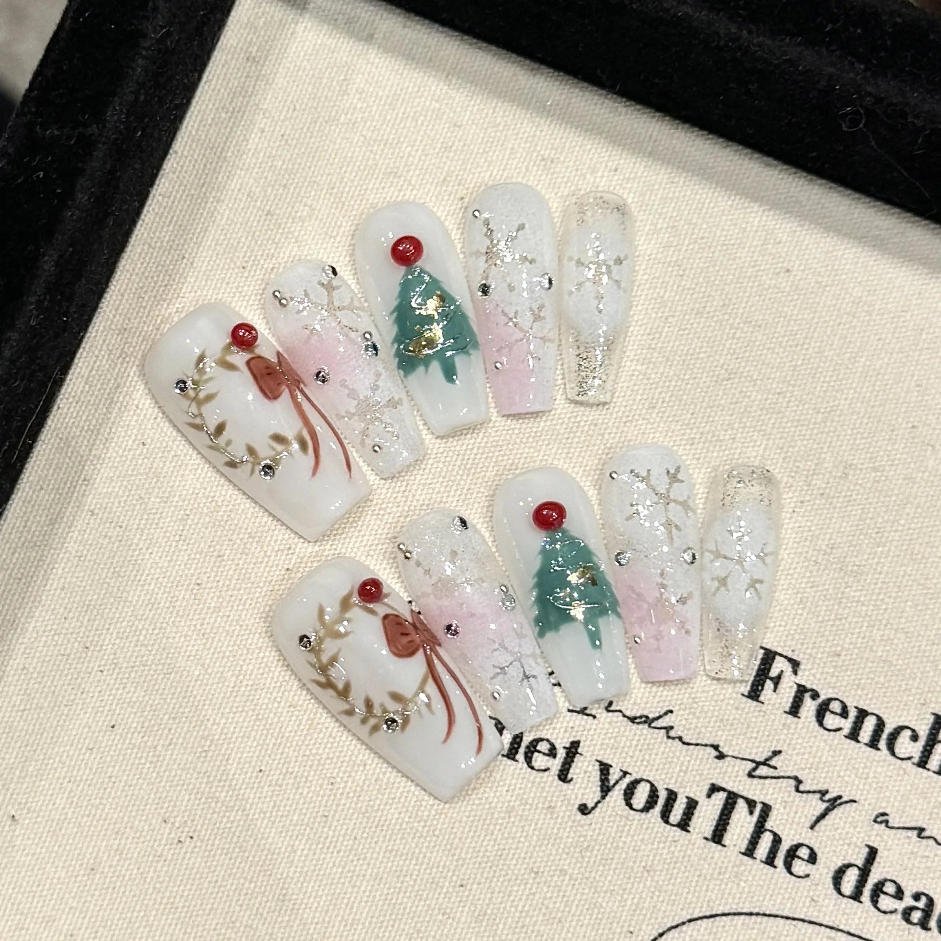 10Pcs Long Coffin Christmas Handmade Press on Nails with Bow Diamond Cartoon Santa Snow Nail Art Sweet Checkered False Nail Tips