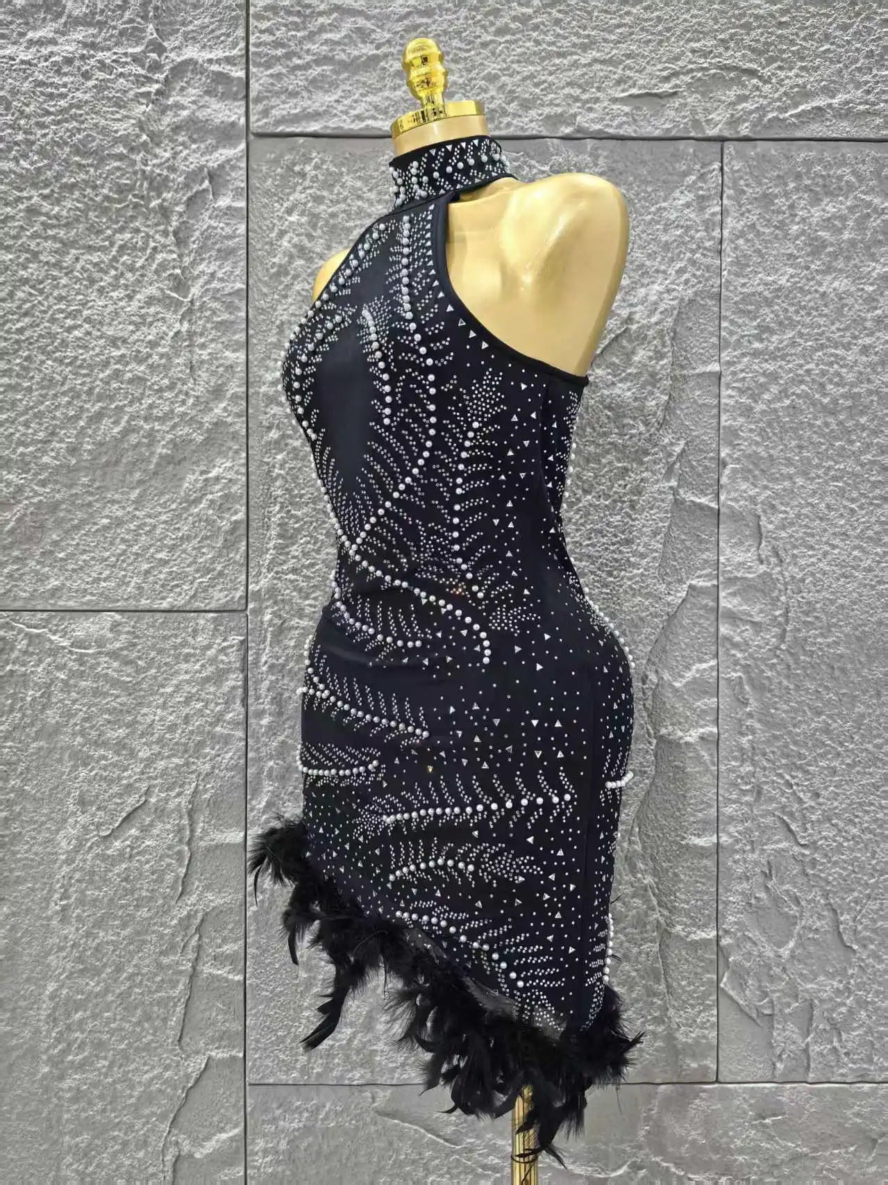 Black Color Women Sexy Off the Shoulder Beading Feathers Bodycon Mini Bandage Dress Celebrate Nightclub Party Bar Singer Outfit
