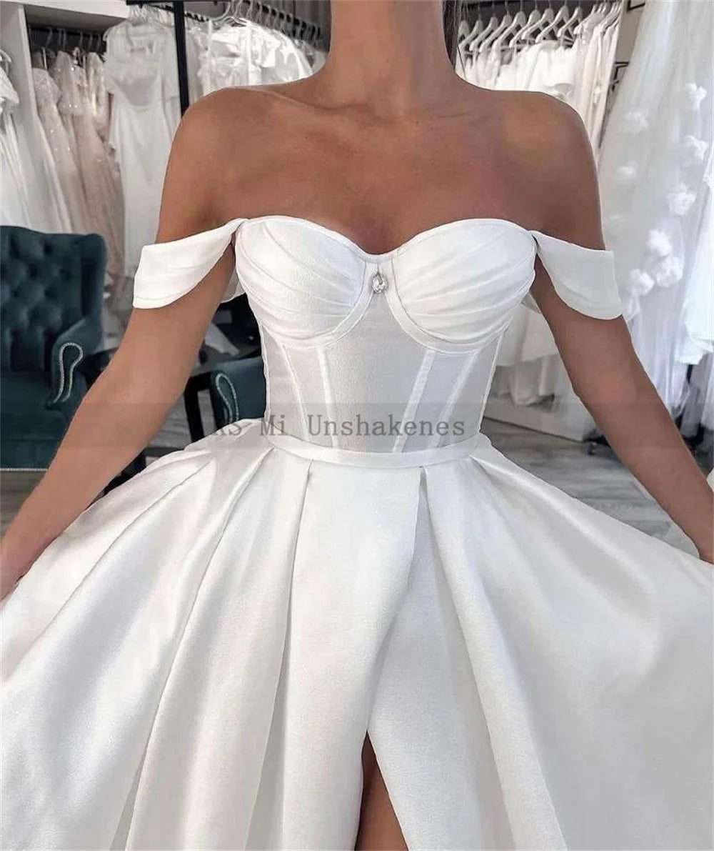 Elegant Plus Size White Satin Wedding Dresses Cap Sleeve Corset Bride Dress Vestido de Noiva Split Side Wedding Gowns Big Train