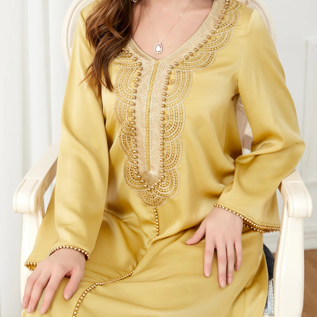 Abaya For Women Ramadan Dubai 2023 Arab Apparel Women's V-neck Beaded Long Sleeve Fashion Dress V-neck Embroidery Long Dress