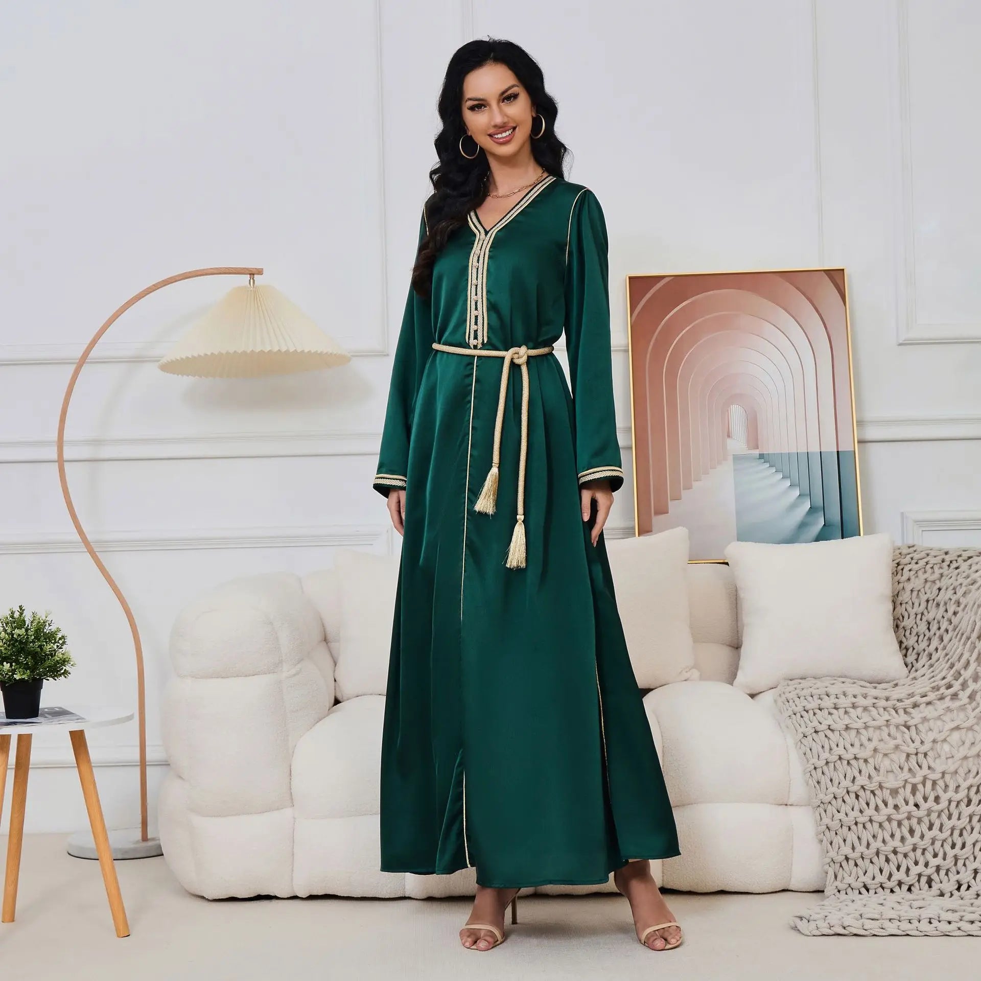 Abaya for Women Arab Dubai Muslim Women's Dress New V-neck Long Sleeves Dress with Tassel Belt Ramadan Gurban Women Abaya