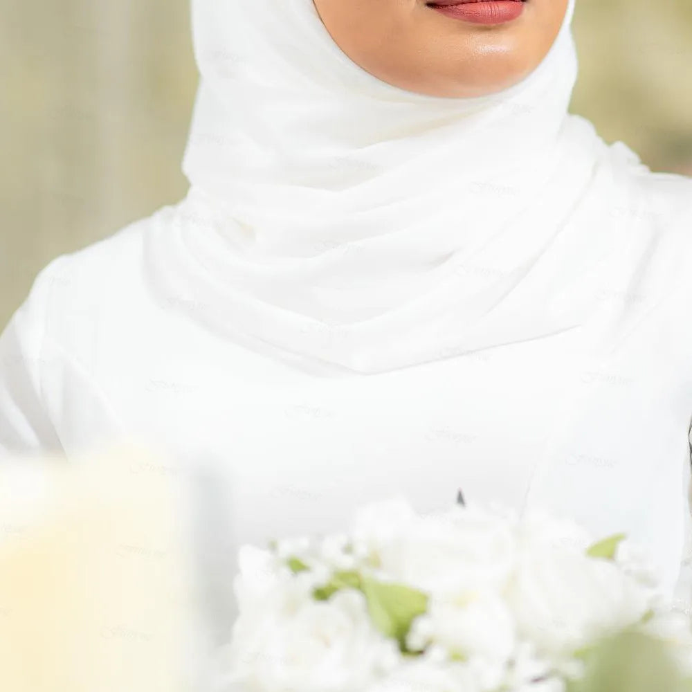 Robe De Mariée musulmane blanche Simple, manches longues, col haut, dentelle perlée, Robe De mariée arabe de dubaï avec Hijab