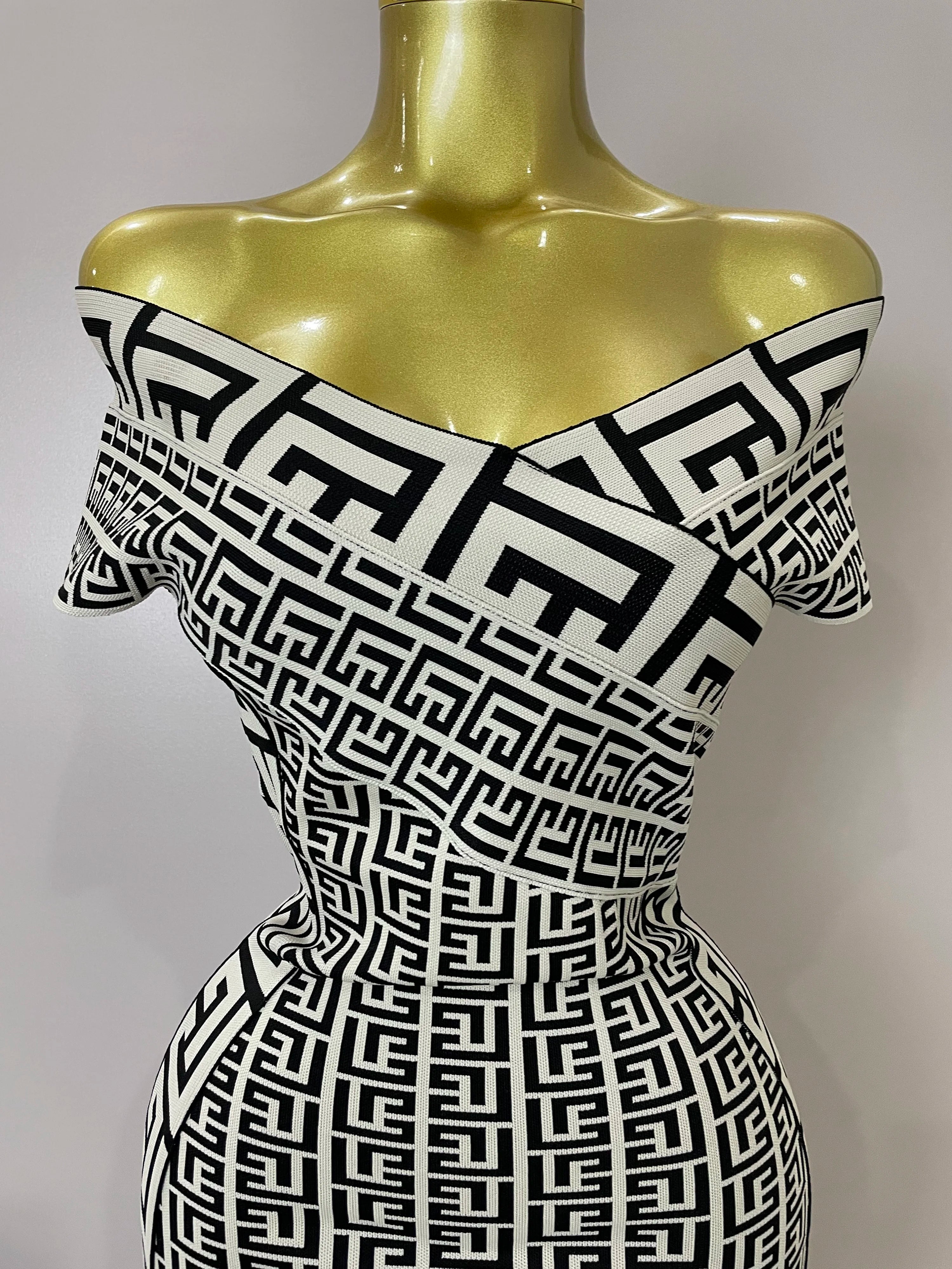 High Quality 2025 Women Sexy Jacquard Slash Neck Off Shoulder Bodycon Mini Bandage Dress Elegant Evening Birthday Party Dress