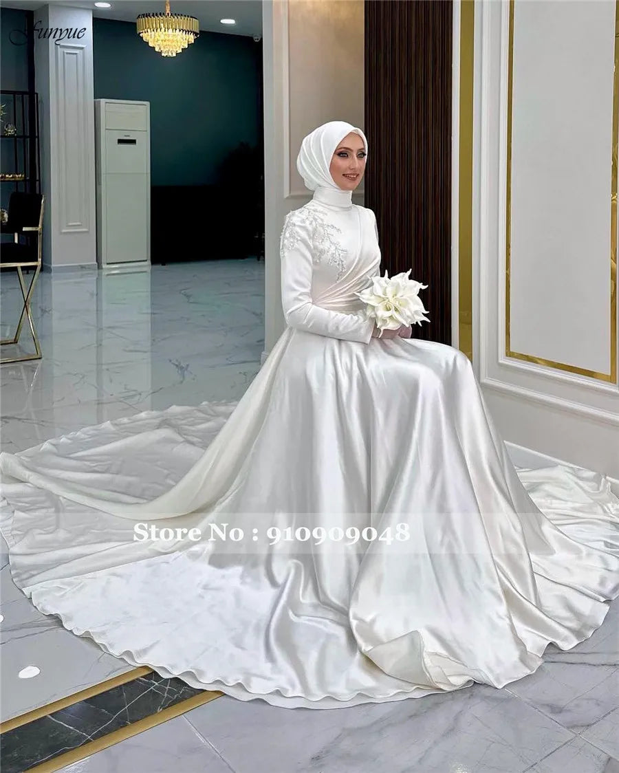 Ivory A Line Satin Muslim Bridal Dress Robes De Mariée Elegant Women Wedding Gowns Dubai Hijab Bride Dresses