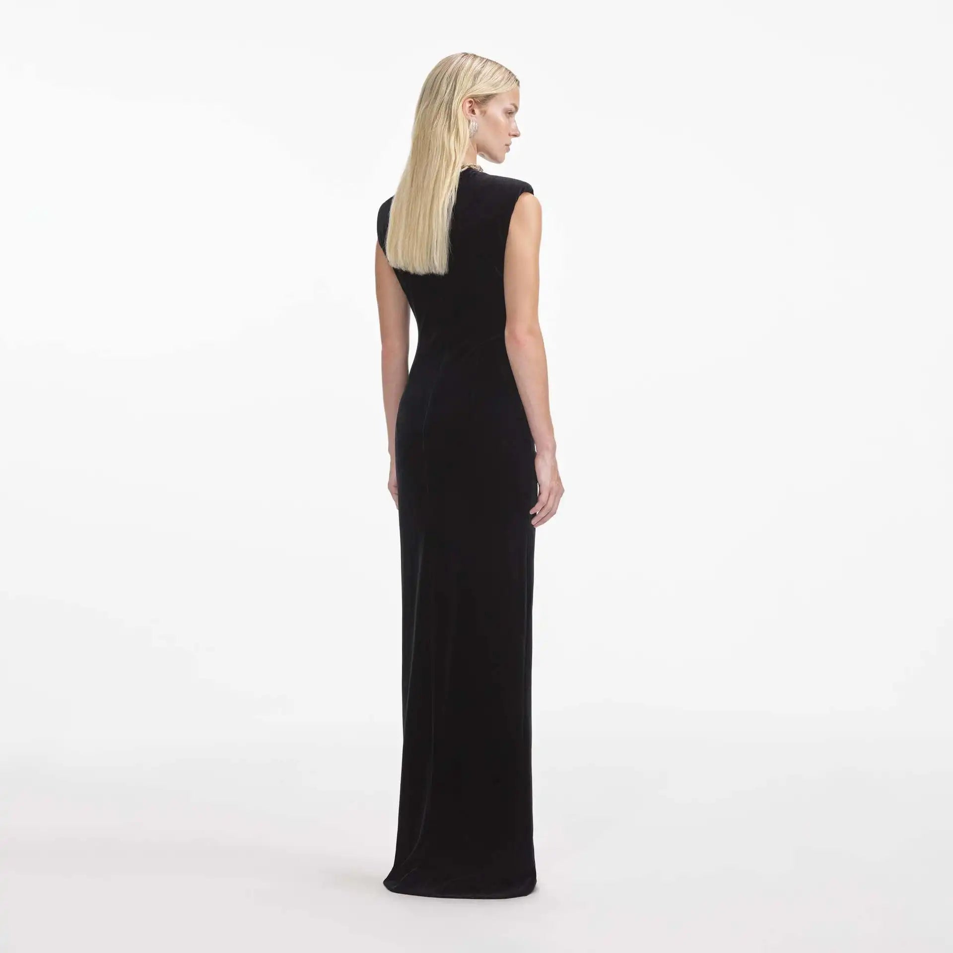 High Quality Black Color Women Sexy Sleeveless O-Neck Velvet Bodycon Long Maxi Dress Elegant Evening Party Cocktail Dress