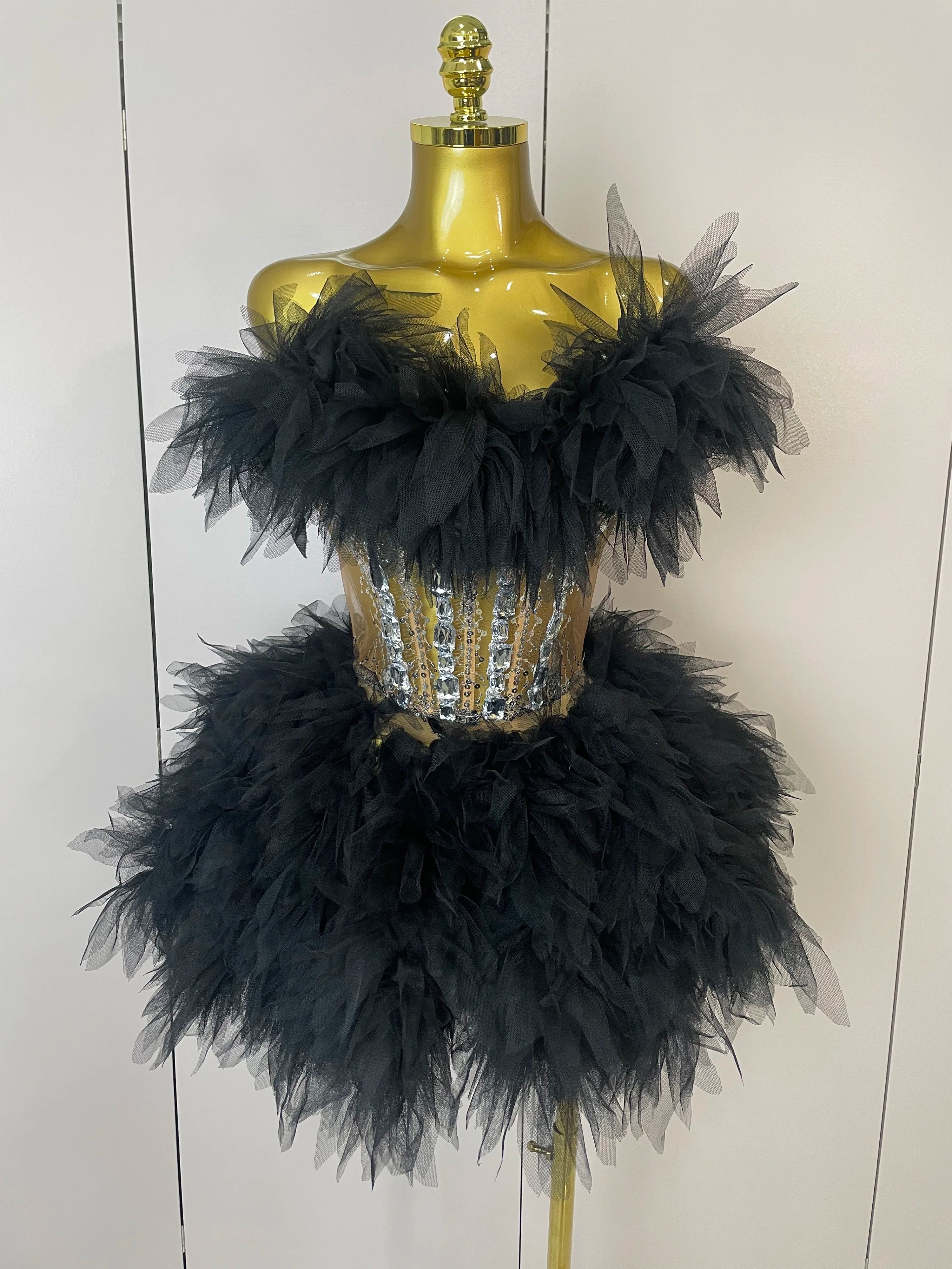 2025Women Sexy Backless Strap Mesh Fluffy Skirt 2 Pieces Diamond Sequins Stage Performance Costume Birthday Party Shooting Dress