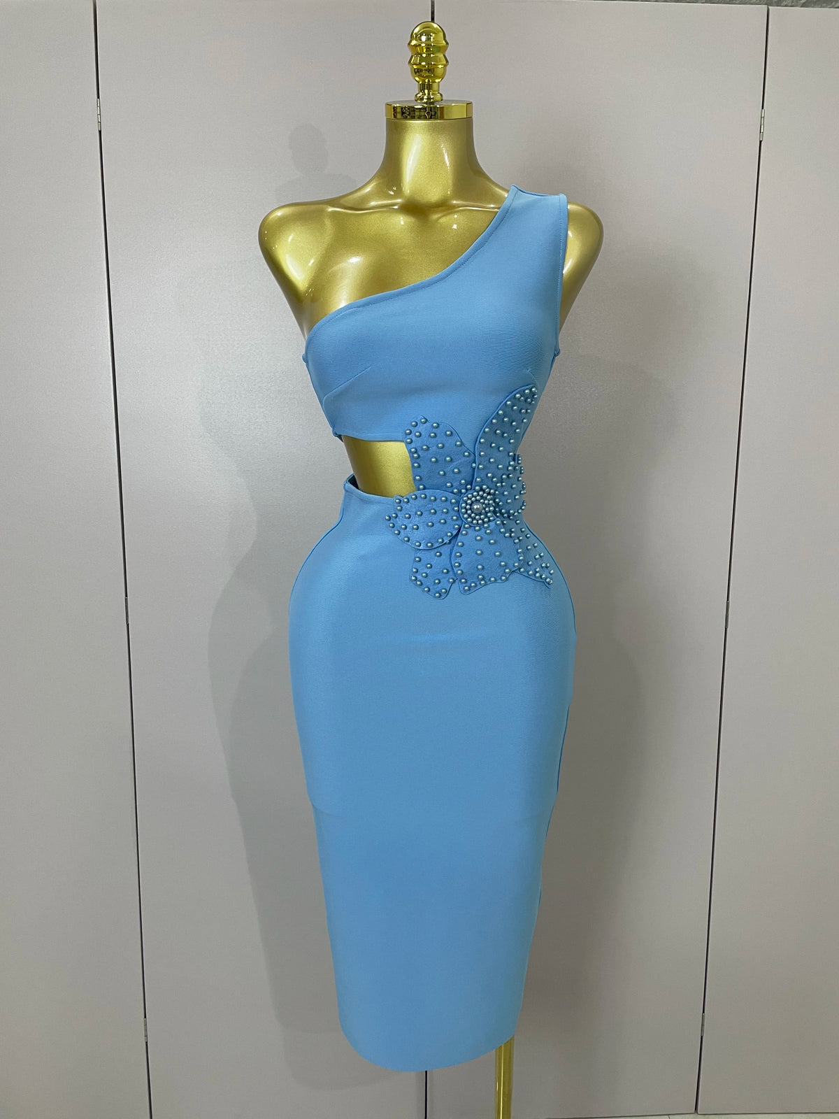 Luxury Sexy One Shoulder Pearl Sky Blue Bodycon Bandage Dress 2025 Women Celebrity Elegant Evening Club Birthday Party Outfit