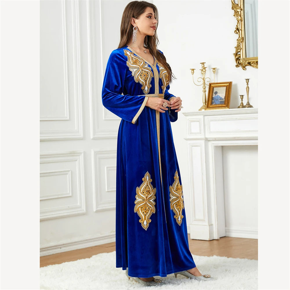 Bordado de veludo abaya para feminino de moda Muslim inverno quente vestido maxi kaftan peru arabic kaftan dubai vestidos marroquan