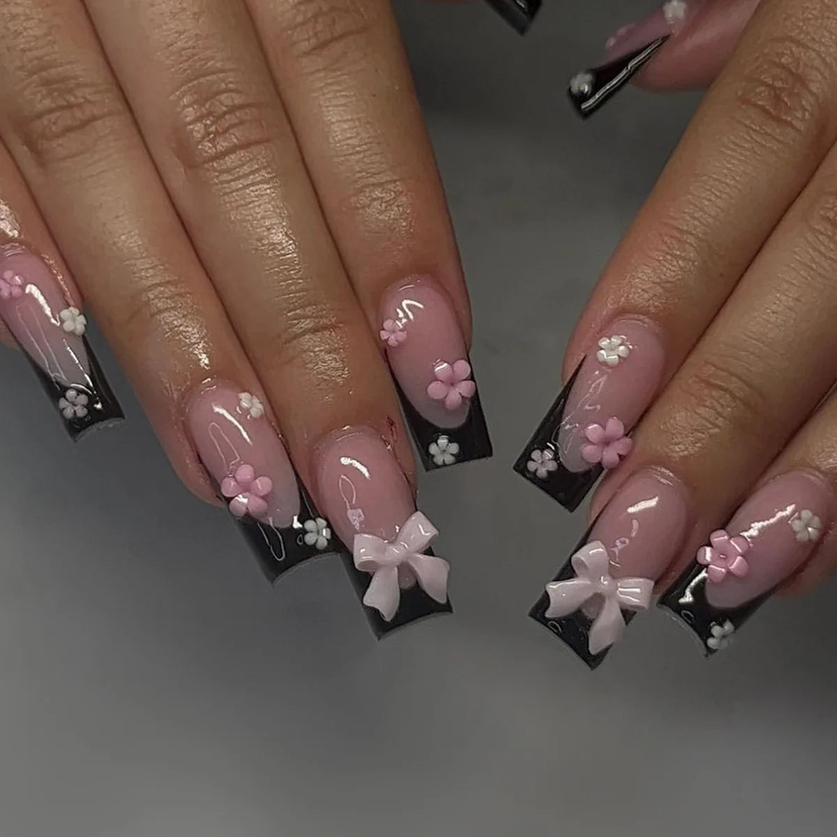 Black French Tips Press on Nails 3D White Bowknot Alloy Stars Designs Fake Nails Ballet Charms False Nails Korean Manicure 24Pcs