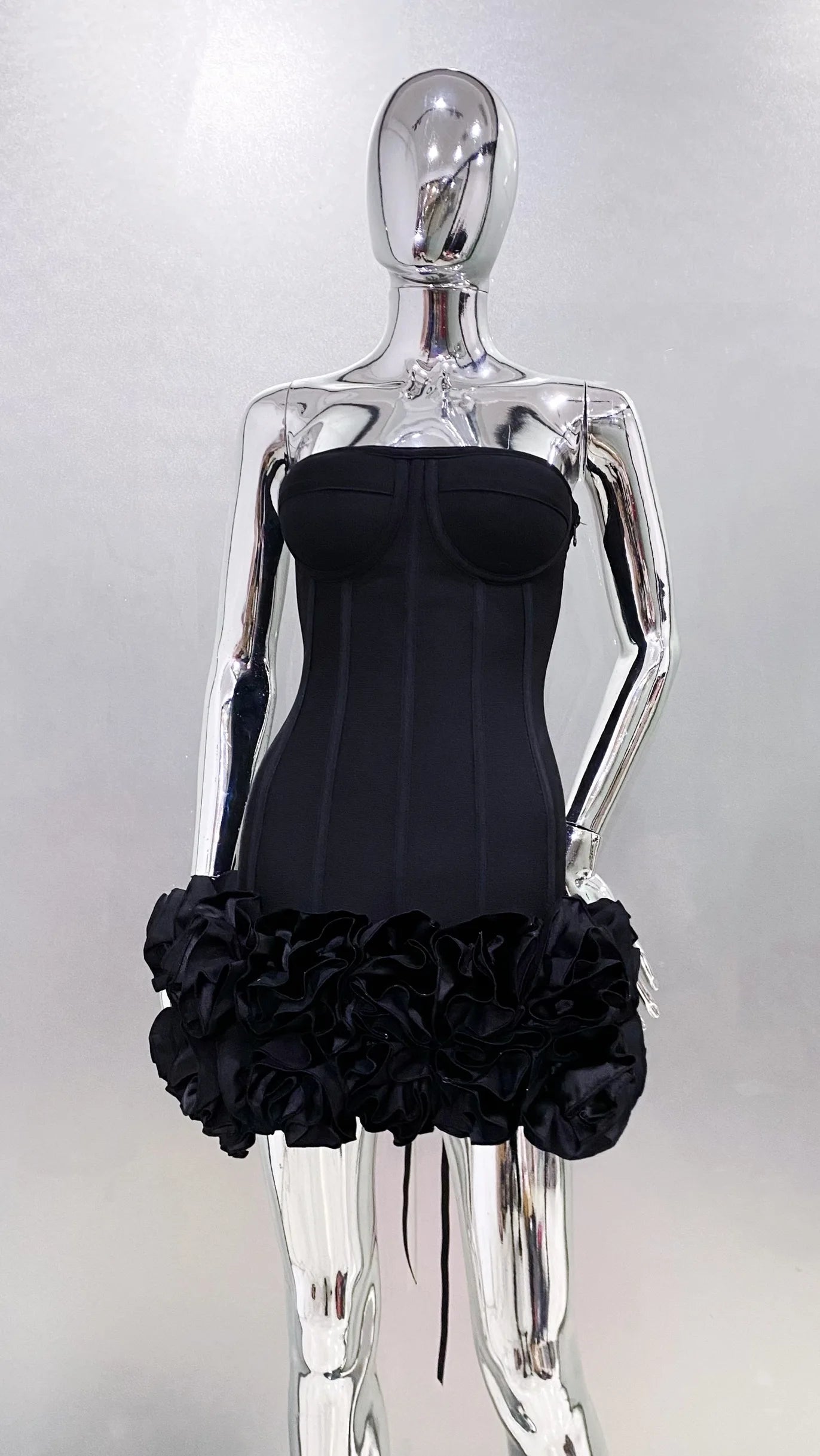 White Black Color Women Sexy Strapless Bodycon Mini Florals Ball Gown Mini Bandage Dress Laced Up Celebrate Nightclub Party Wear