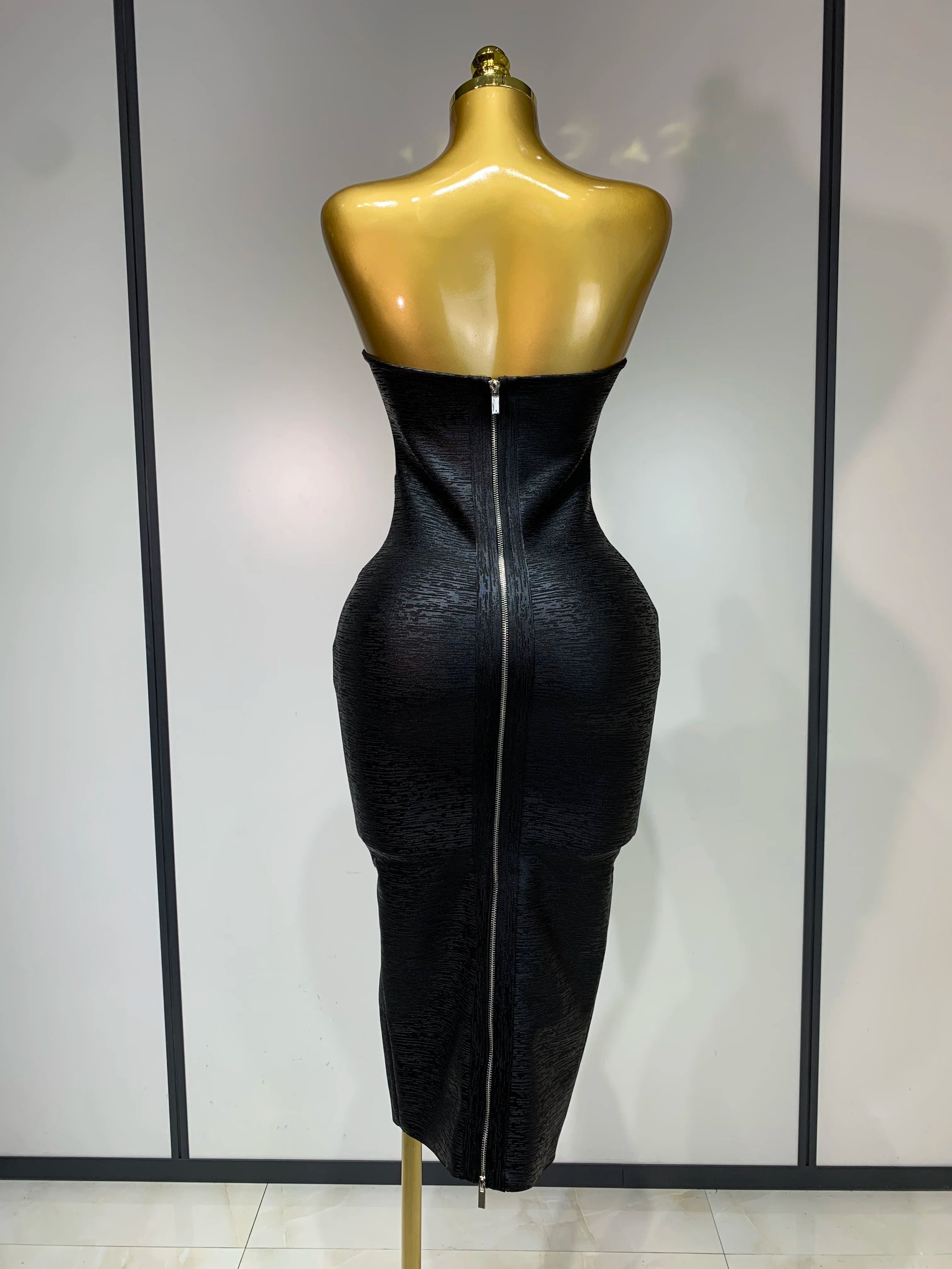 2025 New Women Sexy Strapless Black Foil Color Bodycon Bandage Dress Fashion Celebrate Evening Party Luxury Birthday Dresses