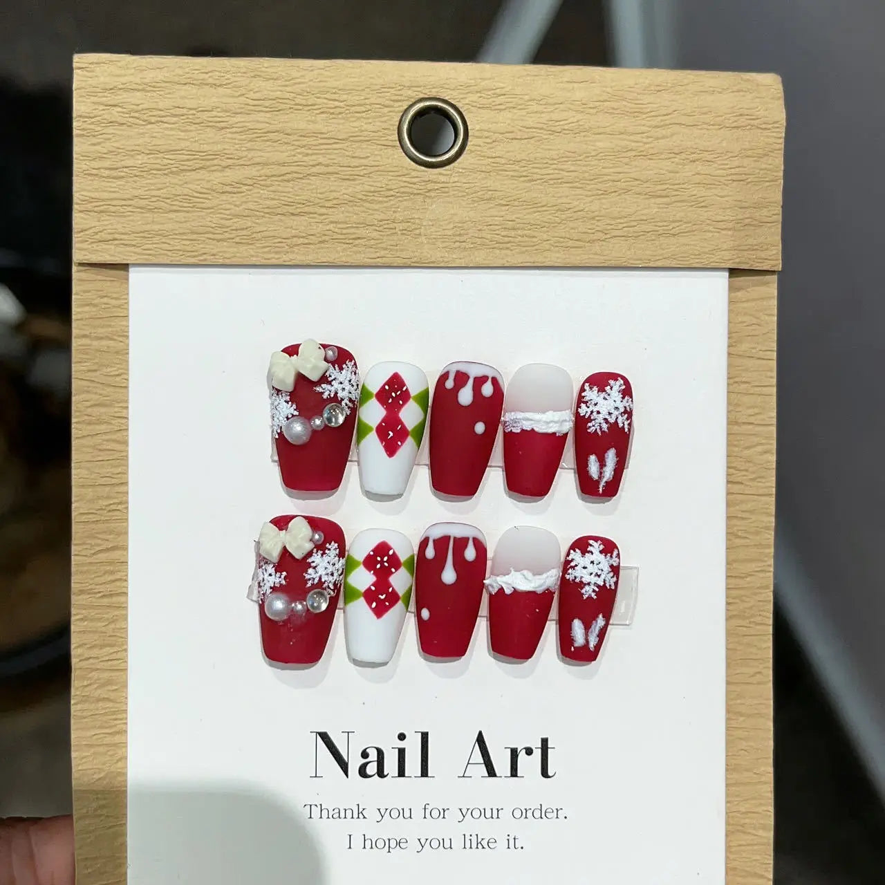 10Pcs Mid-length Christmas French Handmade Fake Nails with Cute Bowknot Winter Snowflake Nail Art Red Press on Acrylic Nail Tips