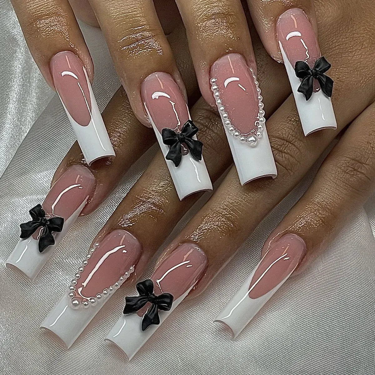 Black French Tips Press on Nails 3D White Bowknot Alloy Stars Designs Fake Nails Ballet Charms False Nails Korean Manicure 24Pcs