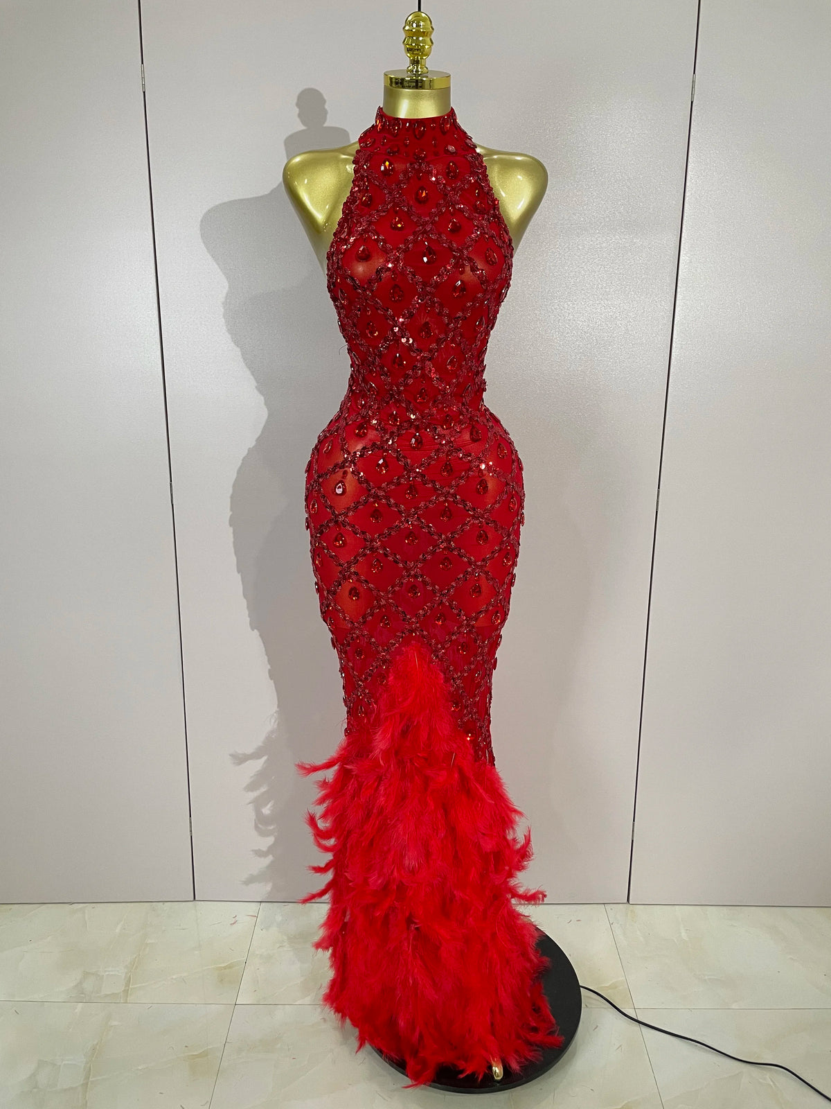 Luxury Shining Gold Rhinestones Feather Sexy Mesh Long Dress Women Birthday Evening Red Carpet Fashion Show Gown Stage Costume