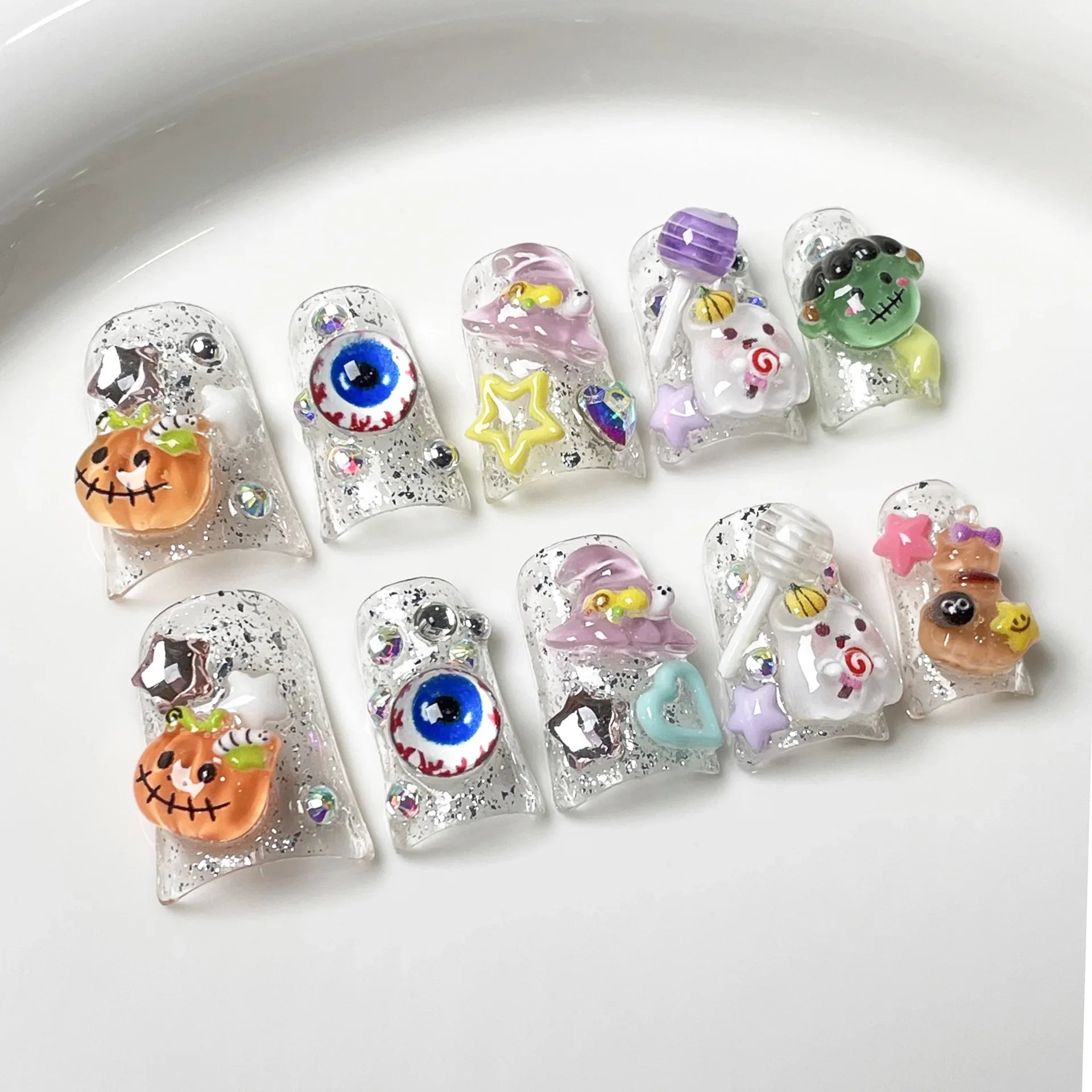 10Pcs Short Flare Shaped Handmade False Nails with Glue Cute 3D Christmas Cartoon Nail Design Glitter Press on Nail Manicure Tip