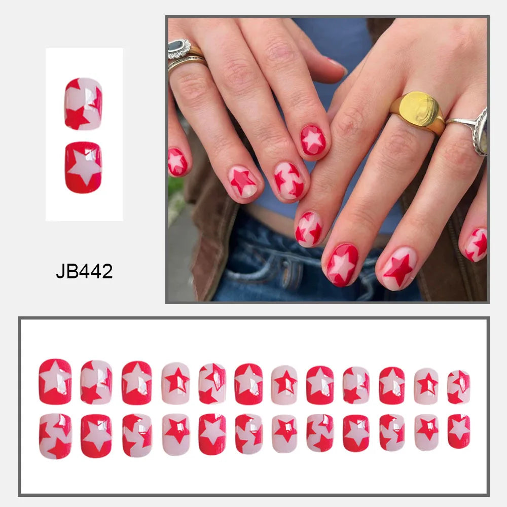 Short Round Head Fake Nails Y2K Girls Press on Nails Pink Star Designs Party Holiday Charms Manicure Women False Nails Patches