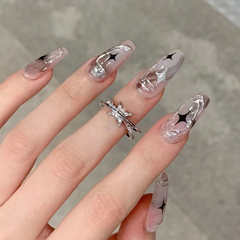 Y2K Black White Star Artificial Fake Nails Full Cover Short False Nail Removable Press on Nails for Women DIY Manicure 24Pcs