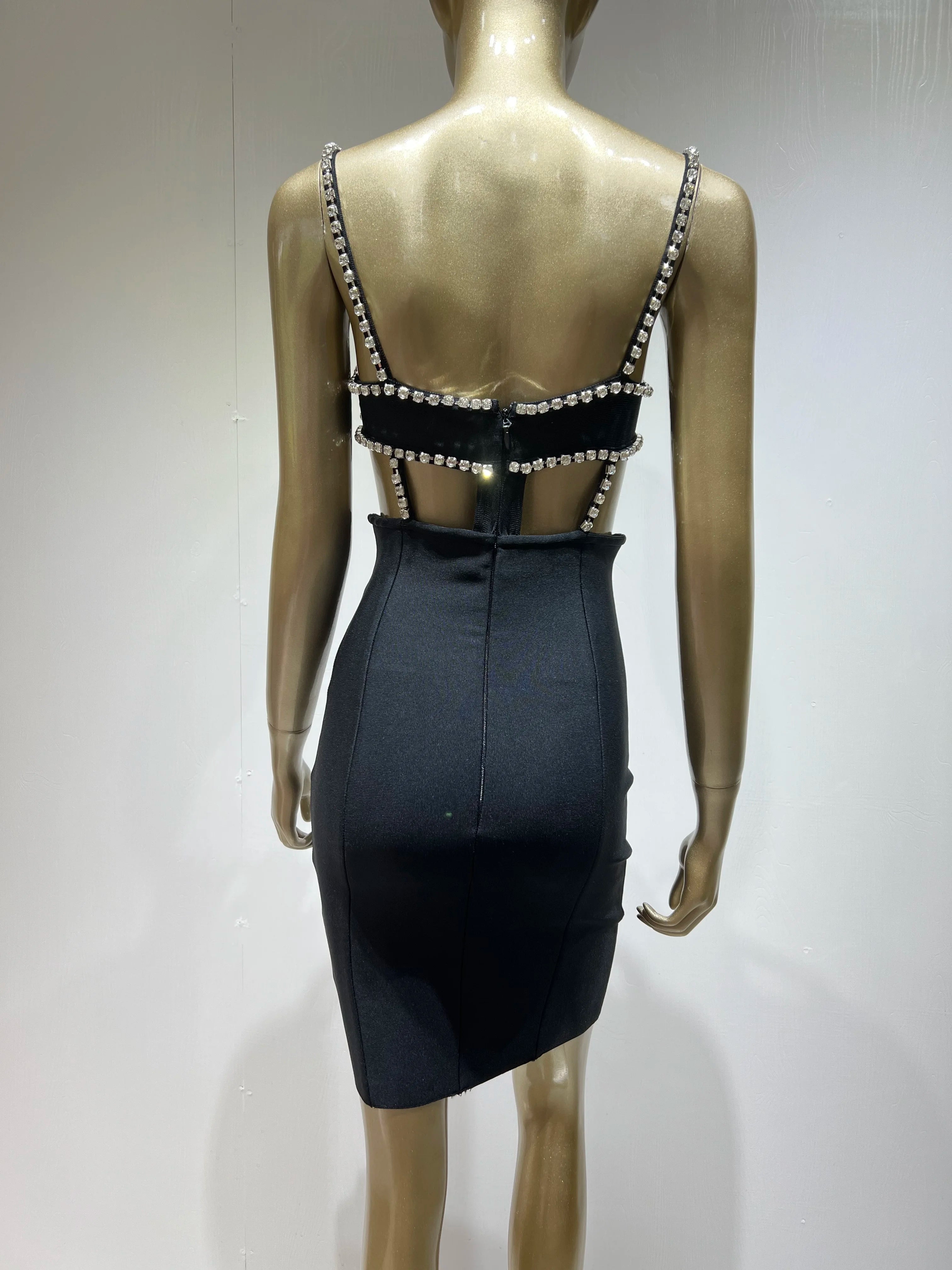 Women Summer Style Sexy V Neck Cut Out Diamonds Crystal Black Mini Bodycon Bandage Dress Elegant Evening Party Dress