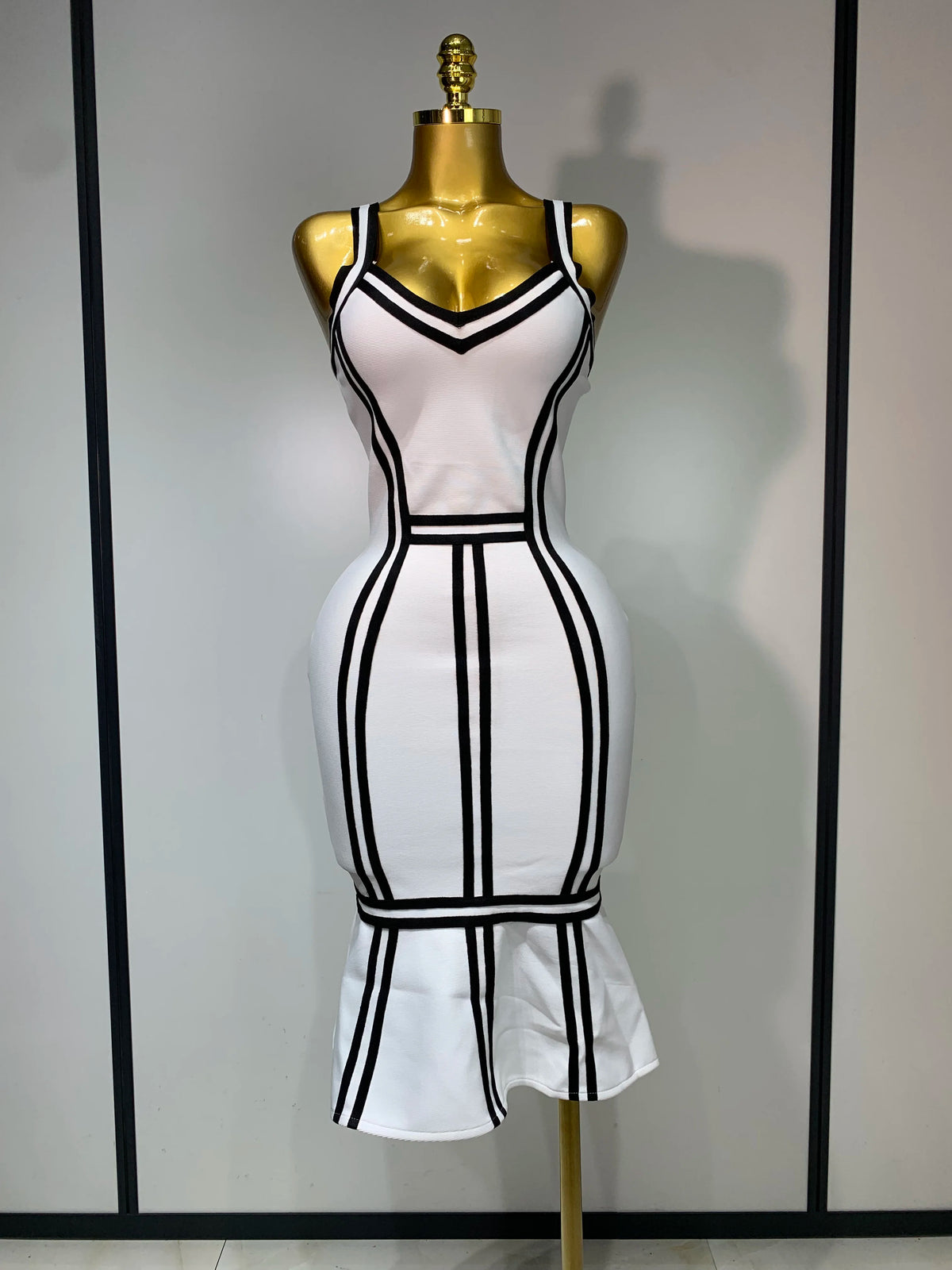 Women Sexy Backless Ruffled Edge Bodycon Bandage Dress 2025 Celebrity Elegant Evening Party Luxury Birthday Club Dress