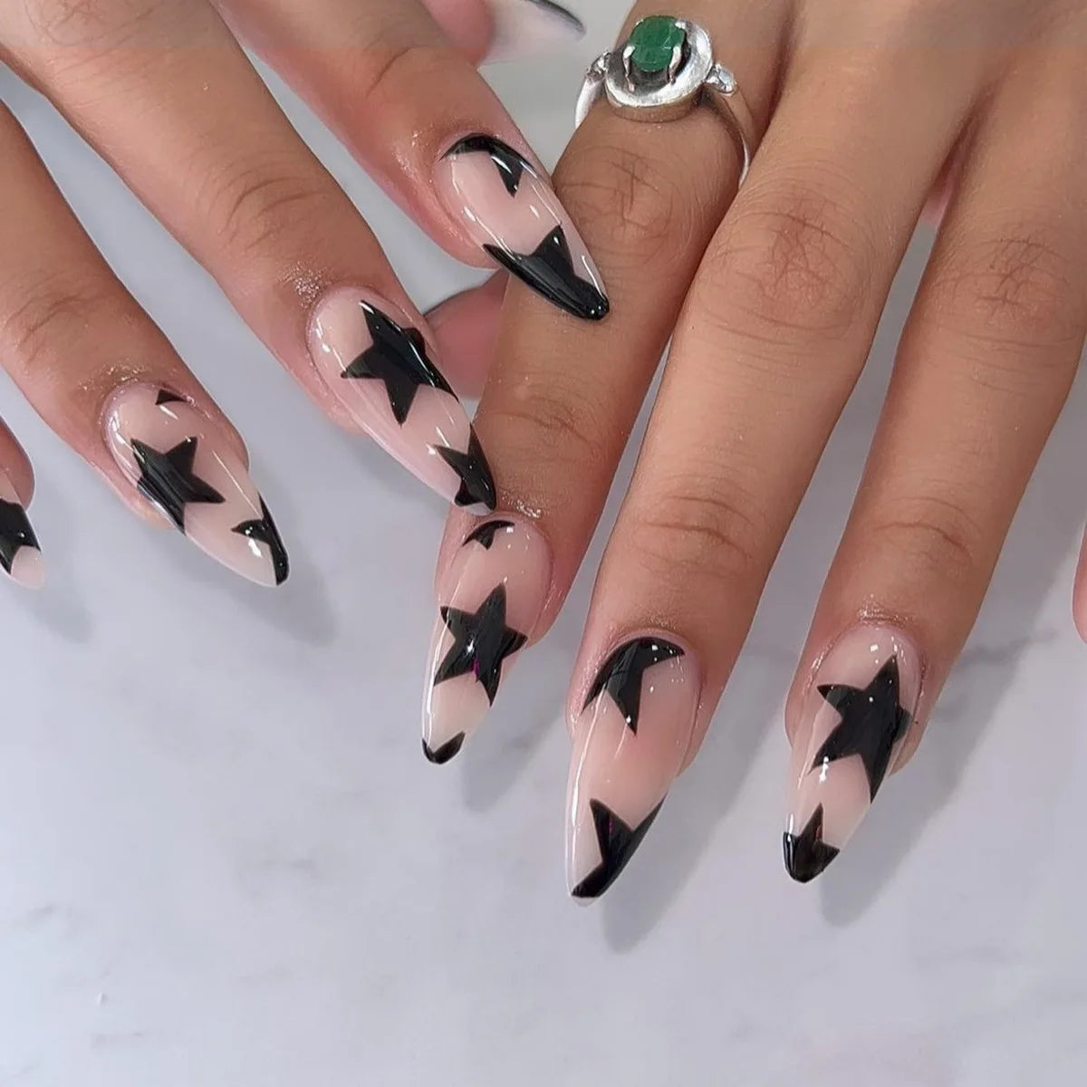 24Pcs Almond Press on Nails Y2K Star Diamond Designs for Cool Girls Nude Color Fake Nails for Women Full Cover False Nail Tips