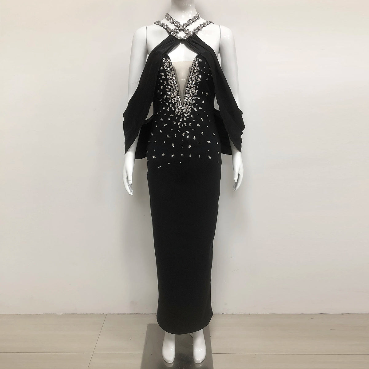 New Women Celebrity Sexy Key Hole Beading Diamonds Pink Maxi Long Bodycon Bandage Dress 2025 Elegant Evening Club Party Dress