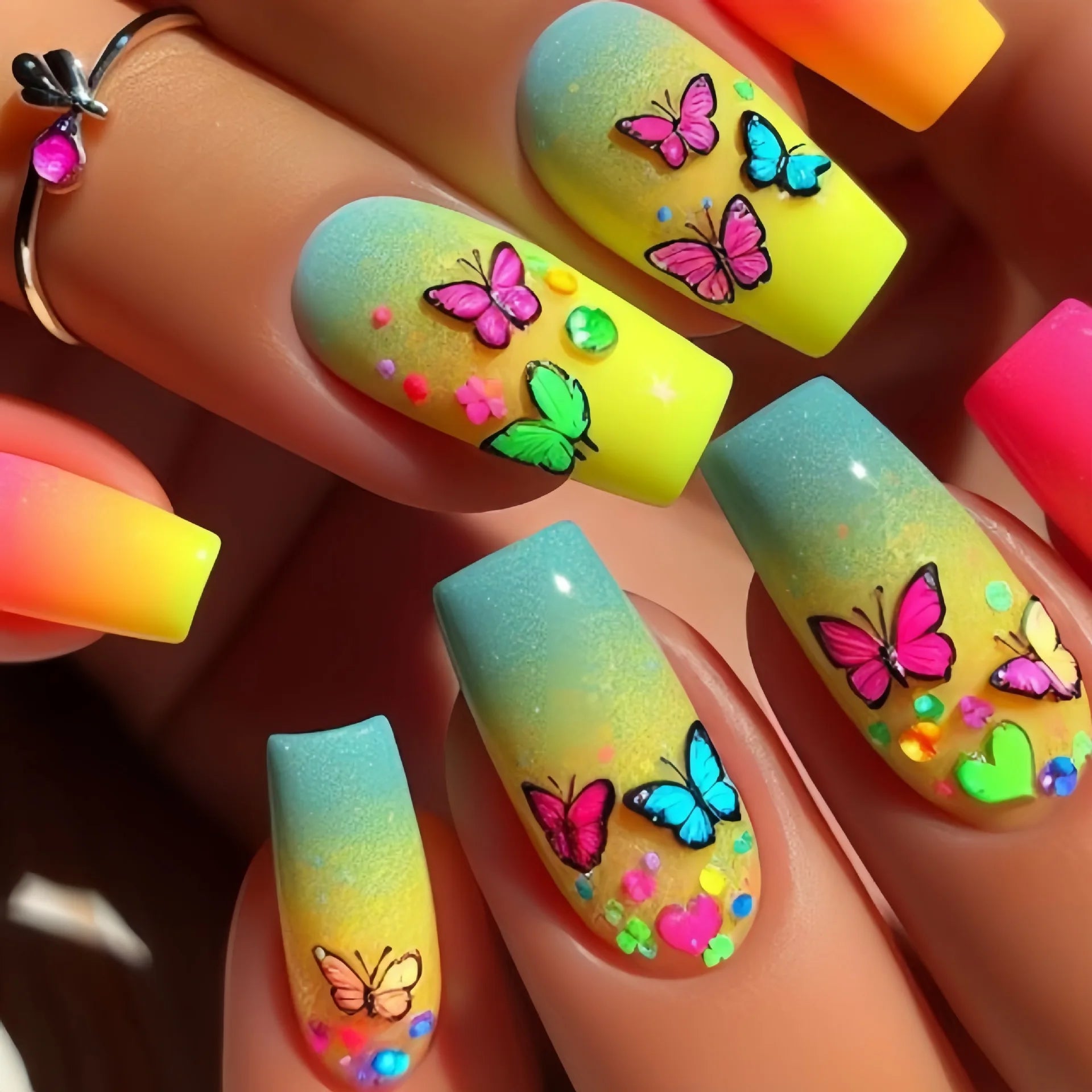 Fake Nails Full Cover Leaf Butterfly Design Art with Glue Wearing French Ballet False Nails Detachable Mid-length Manicure 24Pcs