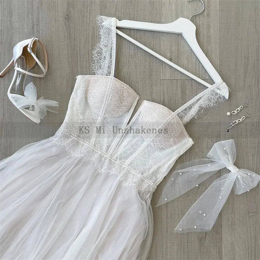 Vintage Boho Wedding Dresses 2024 Lace Wedding Gowns Split Side Beach Bridal Dress Women Straps Pleated Vestidos de Noiva Tulle