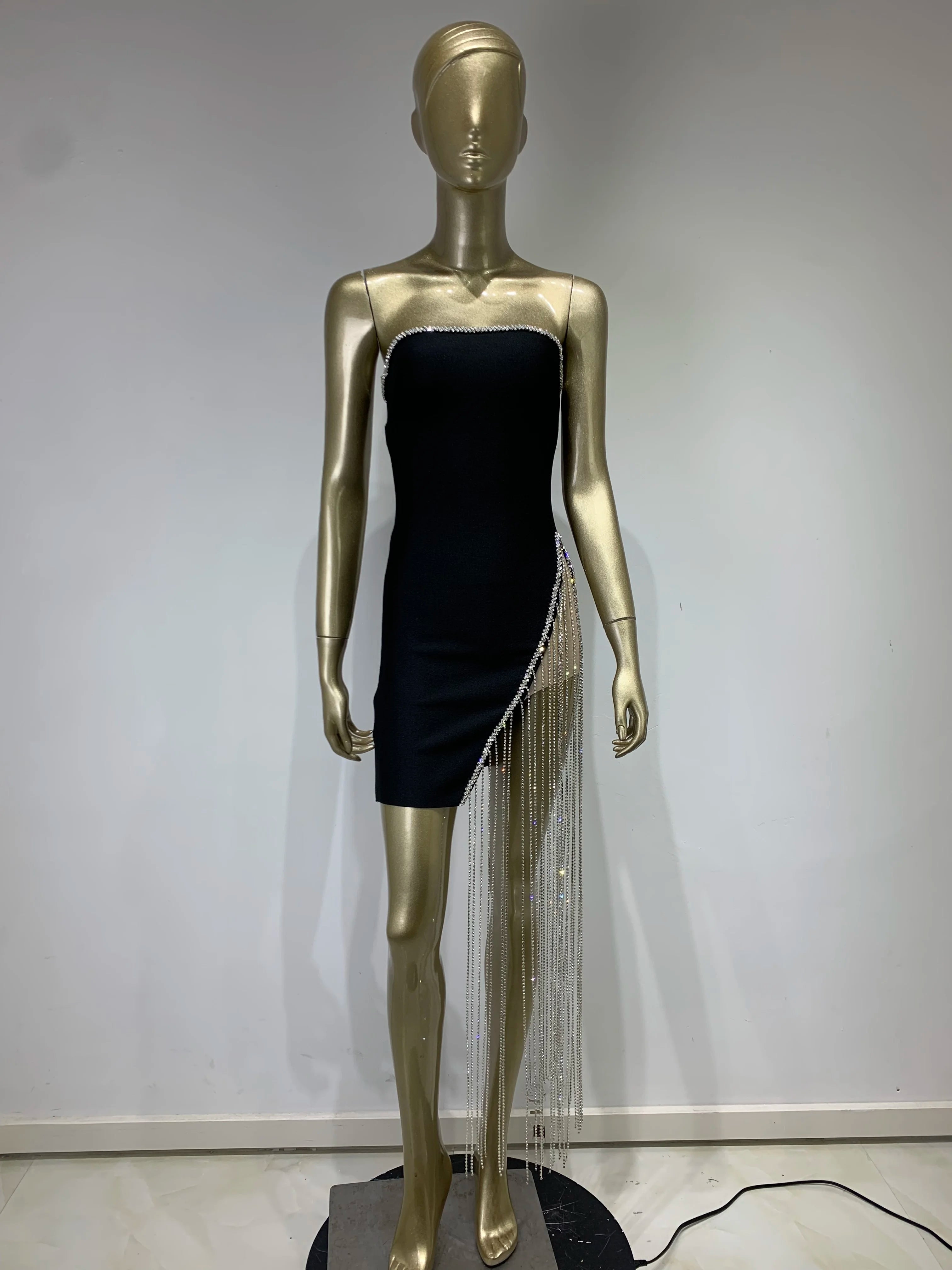 Luxury Women Summer Sexy Strapless Diamonds Crystal Black Mini Bodycon Bandage Dress Elegant Evening Club Party Dress