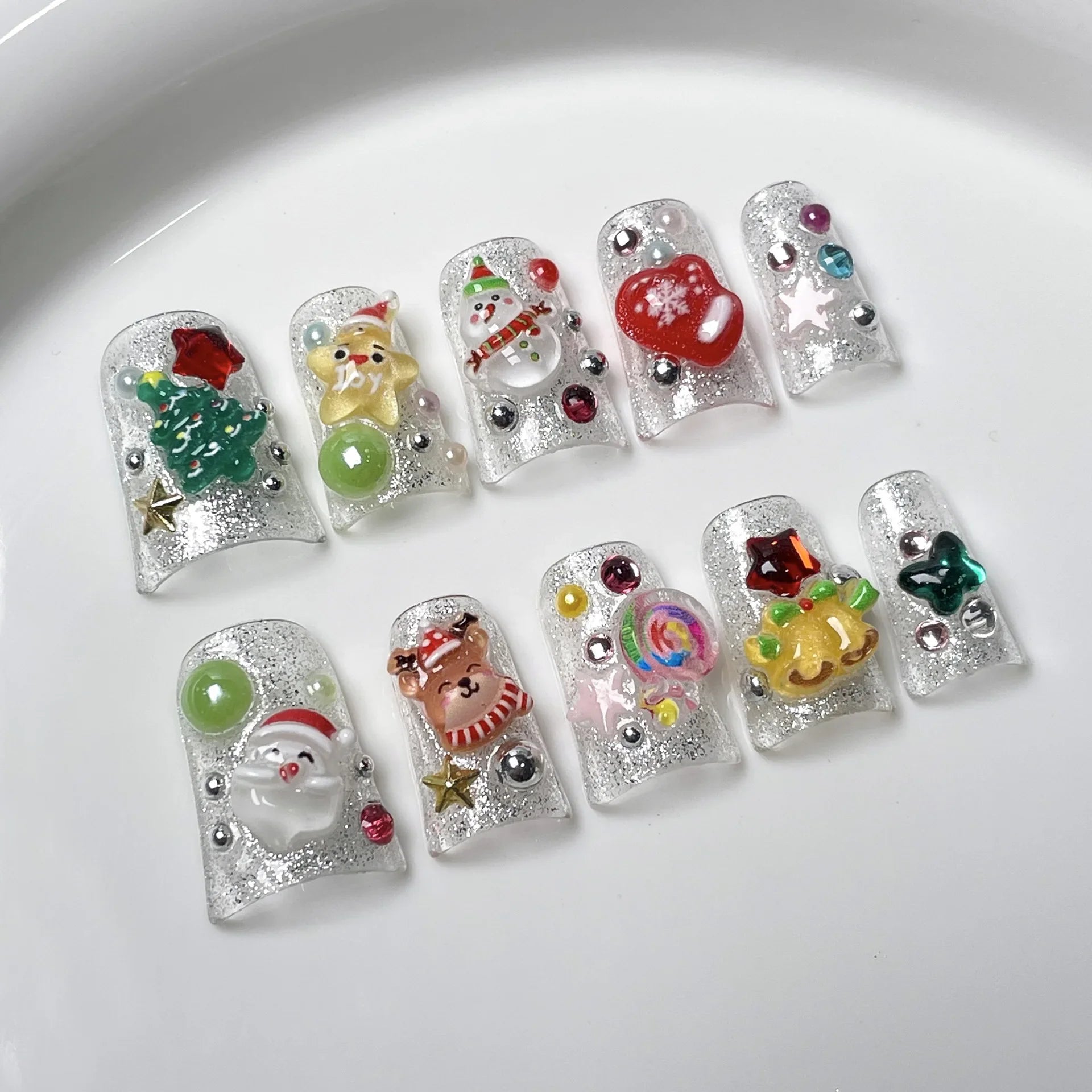10Pcs Short Flare Shaped Handmade False Nails with Glue Cute 3D Christmas Cartoon Nail Design Glitter Press on Nail Manicure Tip