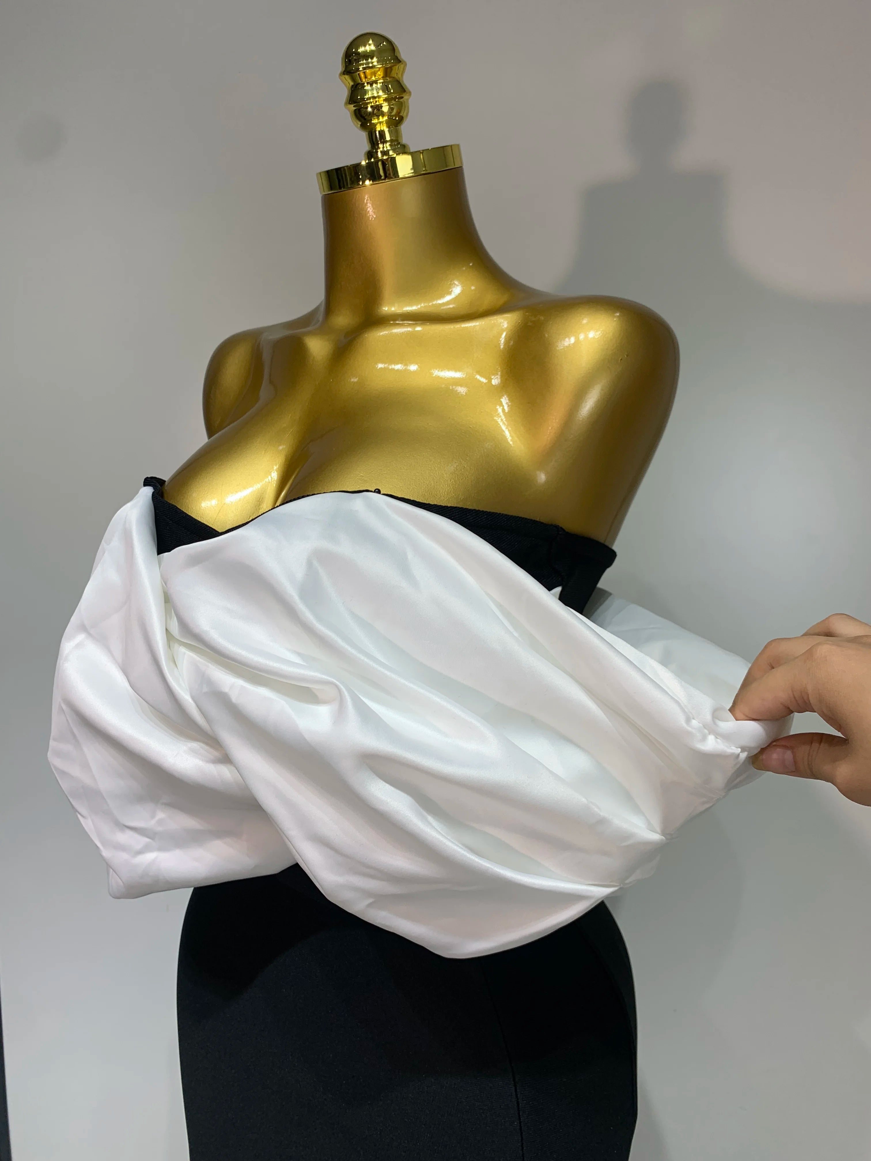 Sexy Off Shoulder Satin Patchwork Ruched Bodycon Bandage Maxi Dresses Women Elegant Celebrity Evening Party Birthday Dresses