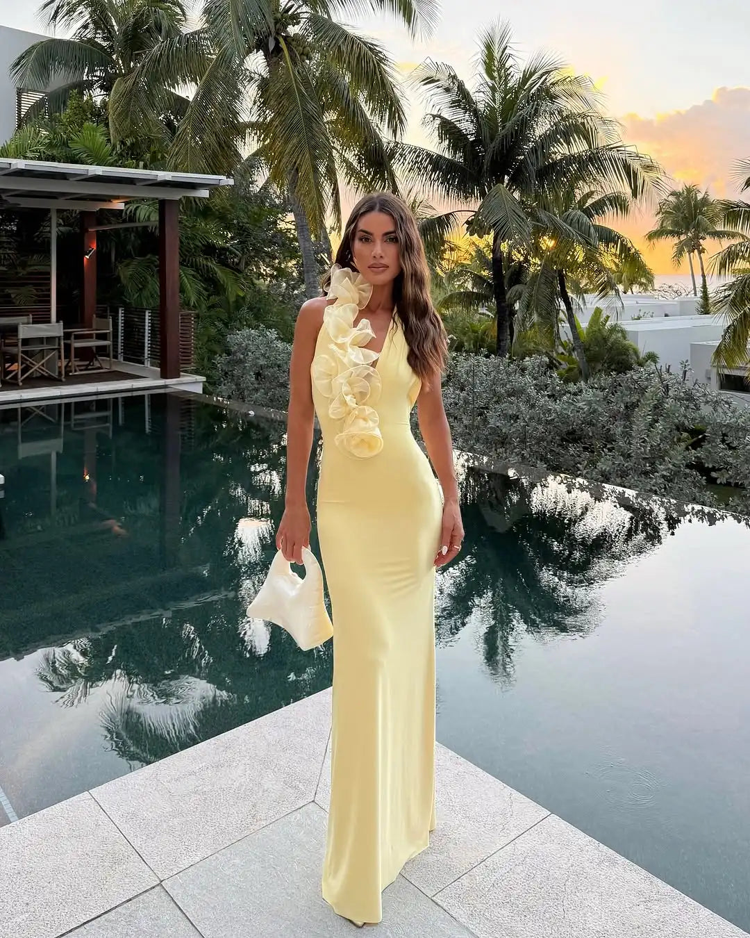 New Arrival Celebrity Fashion Birthday Party Cocktail Dress Women Sexy Halter Backless Florals Bodycon Long Outfit Wholesale