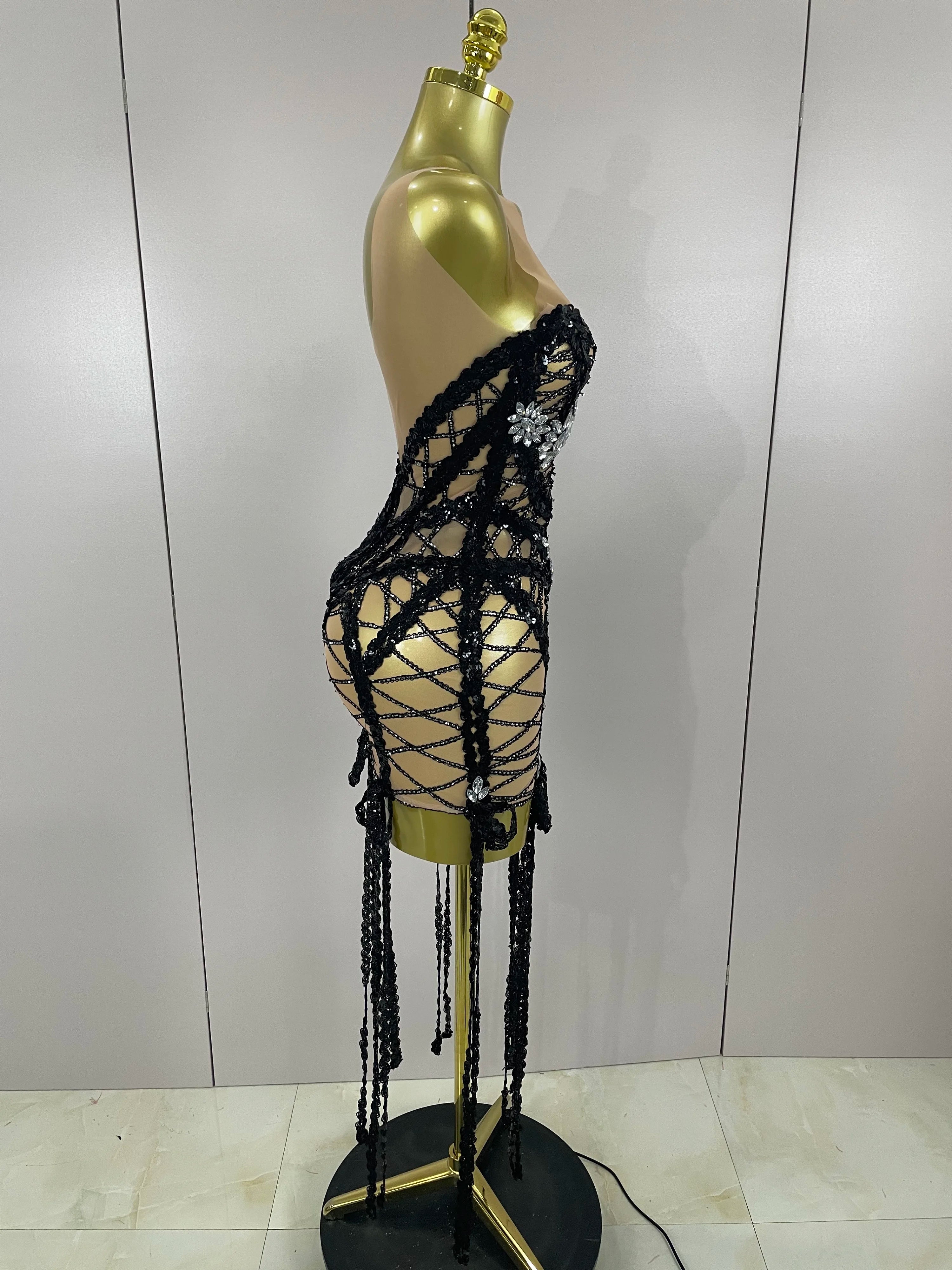 2025 Sparkle Sequins Embroider Diamonds Sleeveless Long Tassel Mini Dress Women Celebrate Evening Birthday Dress Stage Costume