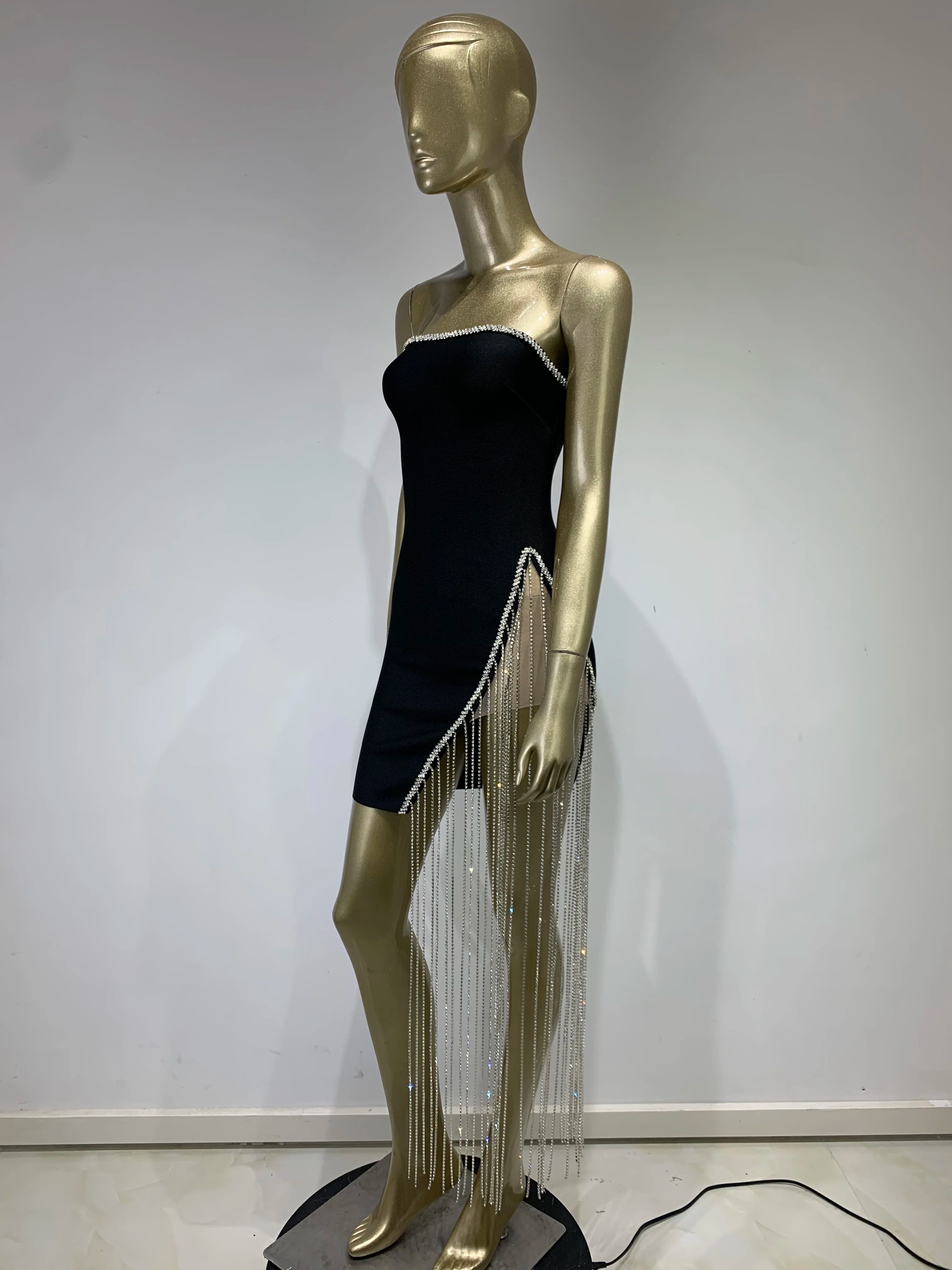 Luxury Women Summer Sexy Strapless Diamonds Crystal Black Mini Bodycon Bandage Dress Elegant Evening Club Party Dress
