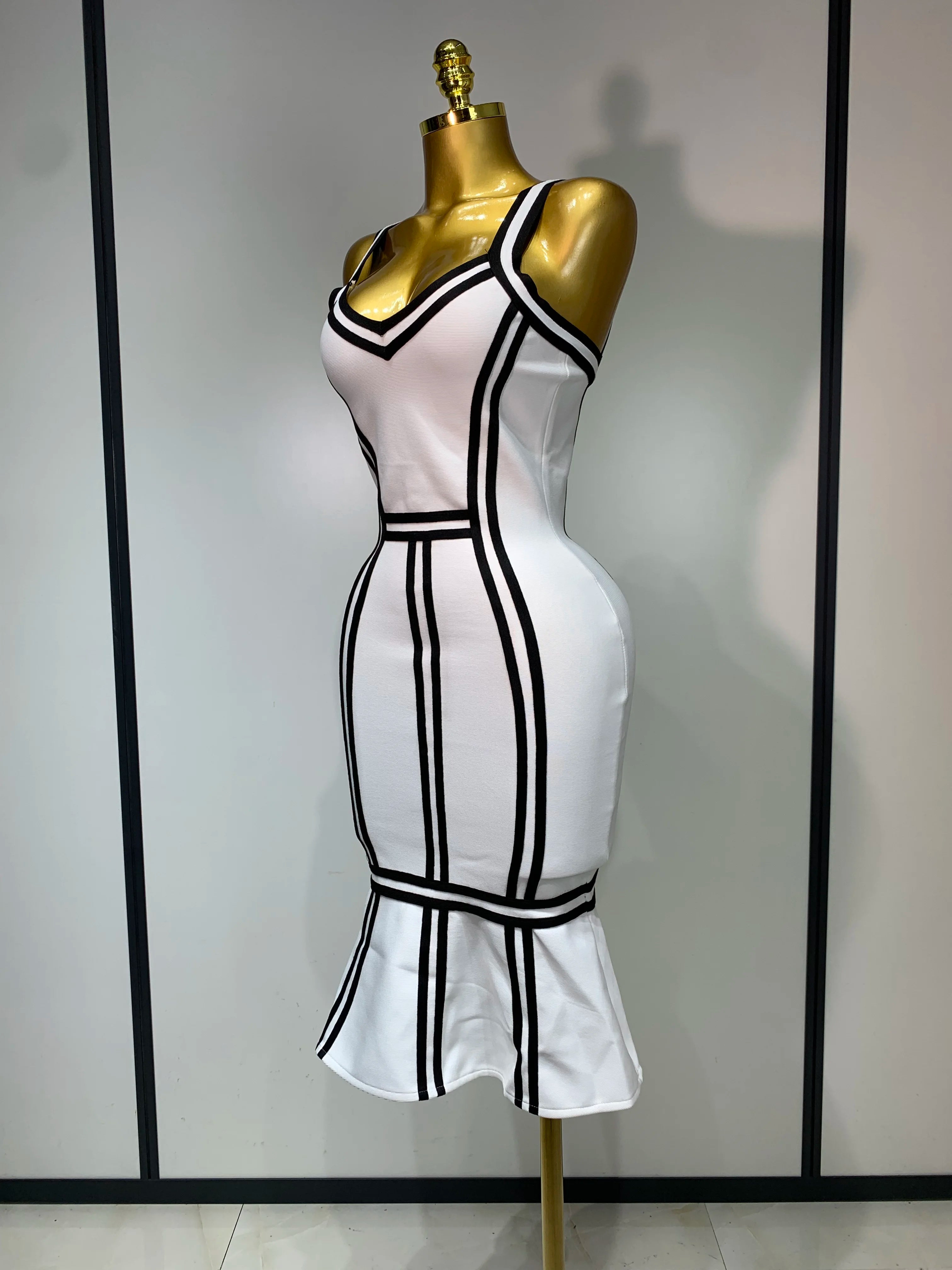 Women Sexy Backless Ruffled Edge Bodycon Bandage Dress 2025 Celebrity Elegant Evening Party Luxury Birthday Club Dress