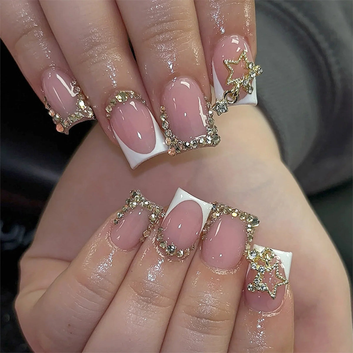White French Fake Nails Short Square Head Press On Nails Shiny Rhinestone Alloy Star Designs Women Girls New Year False Nails
