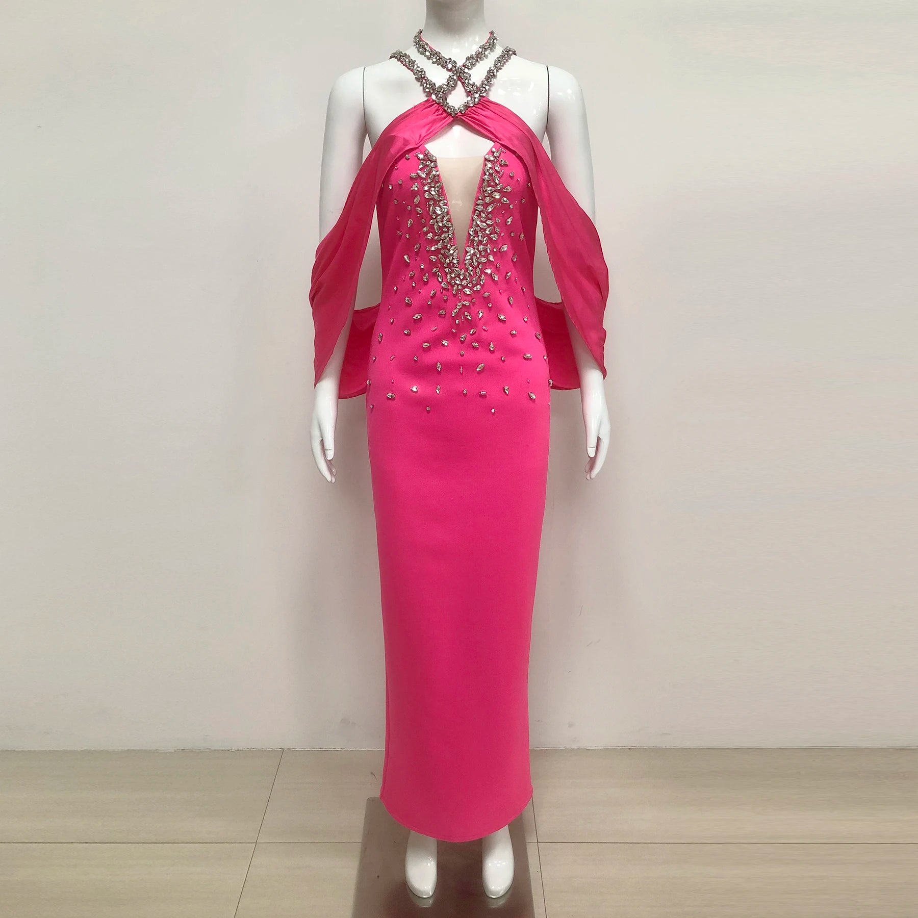 New Women Celebrity Sexy Key Hole Beading Diamonds Pink Maxi Long Bodycon Bandage Dress 2025 Elegant Evening Club Party Dress