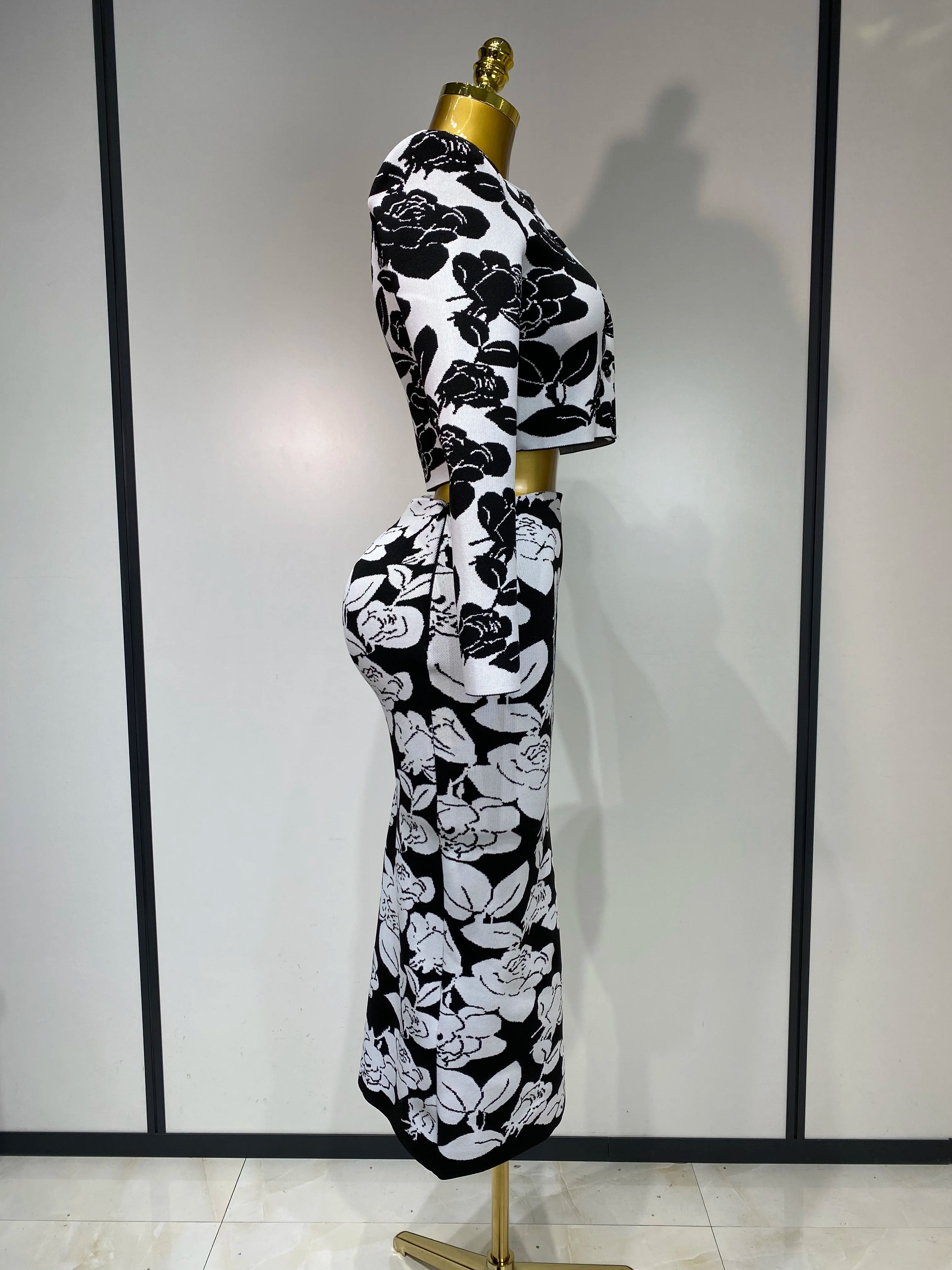 2025 New Arrival Women Long Sleeve Jacquard Weave Two Pieces Set Celebrity Red Carpet Dress Birthday Bodycon Bandage Women's Set