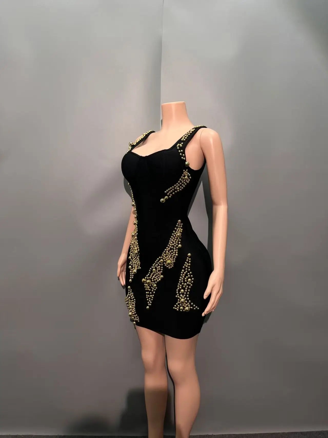 Women Sleeveless Sexy Square Collar Beading Bodycon Mini Bandage Dress Nightclub Party Celebrate Birthday Outfit Vestido