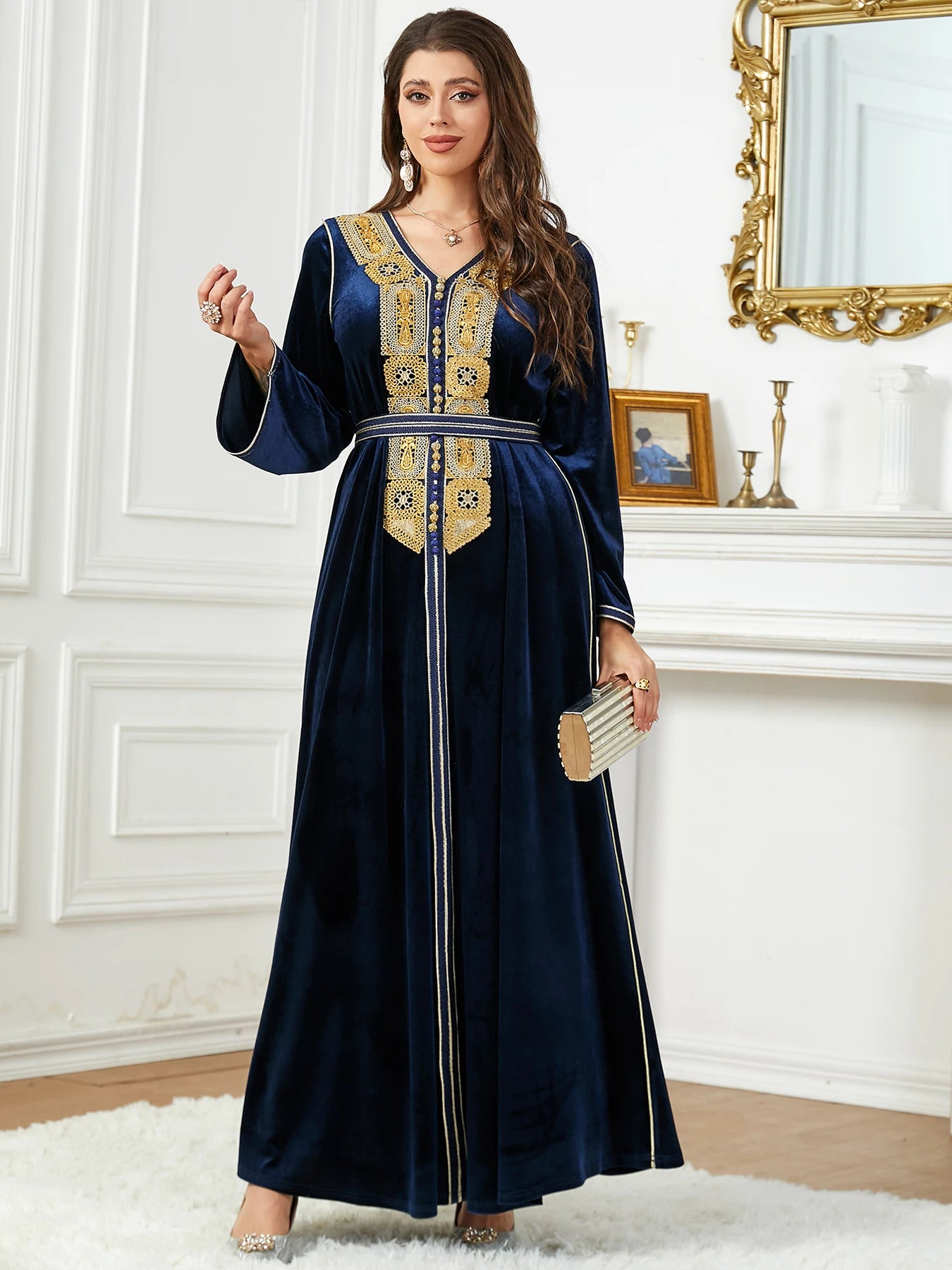 Velour Winter Abaya Gold Appliques Moroccan Caftan Casual Dubai Belted Arabic Dress Islamic Clothing Muslim Women Ramadan Eid