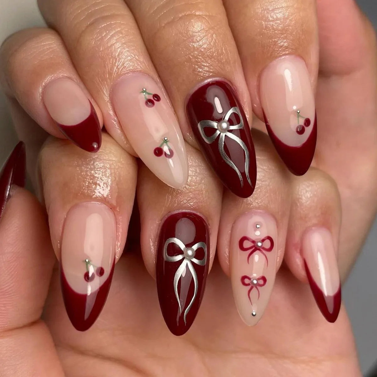 Handmade French Fake Nails Blush Pink Press on Nails 3D Alloy Bowknot Design Star Decor Wearable False Nails for Y2k Girls 24Pcs