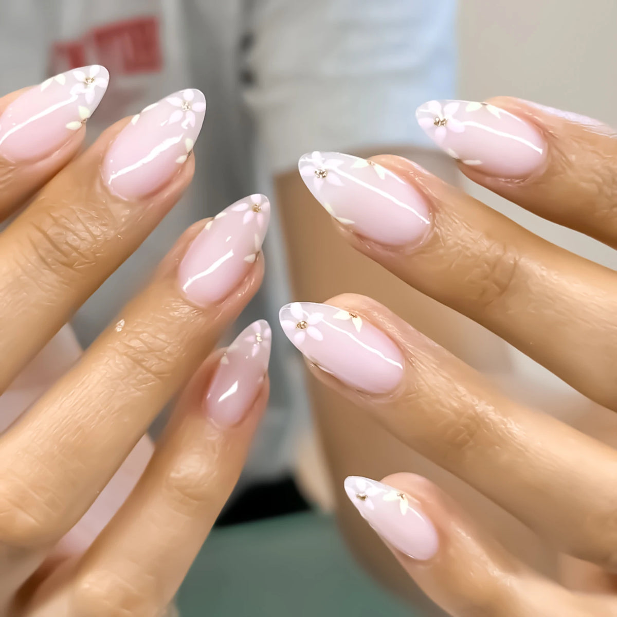 Nude Pink Fake Nails 24Pcs Almond Press On Nails Fairy Flower Printed Spring/Summer Charm Manicure Wearable False Nail for Woman