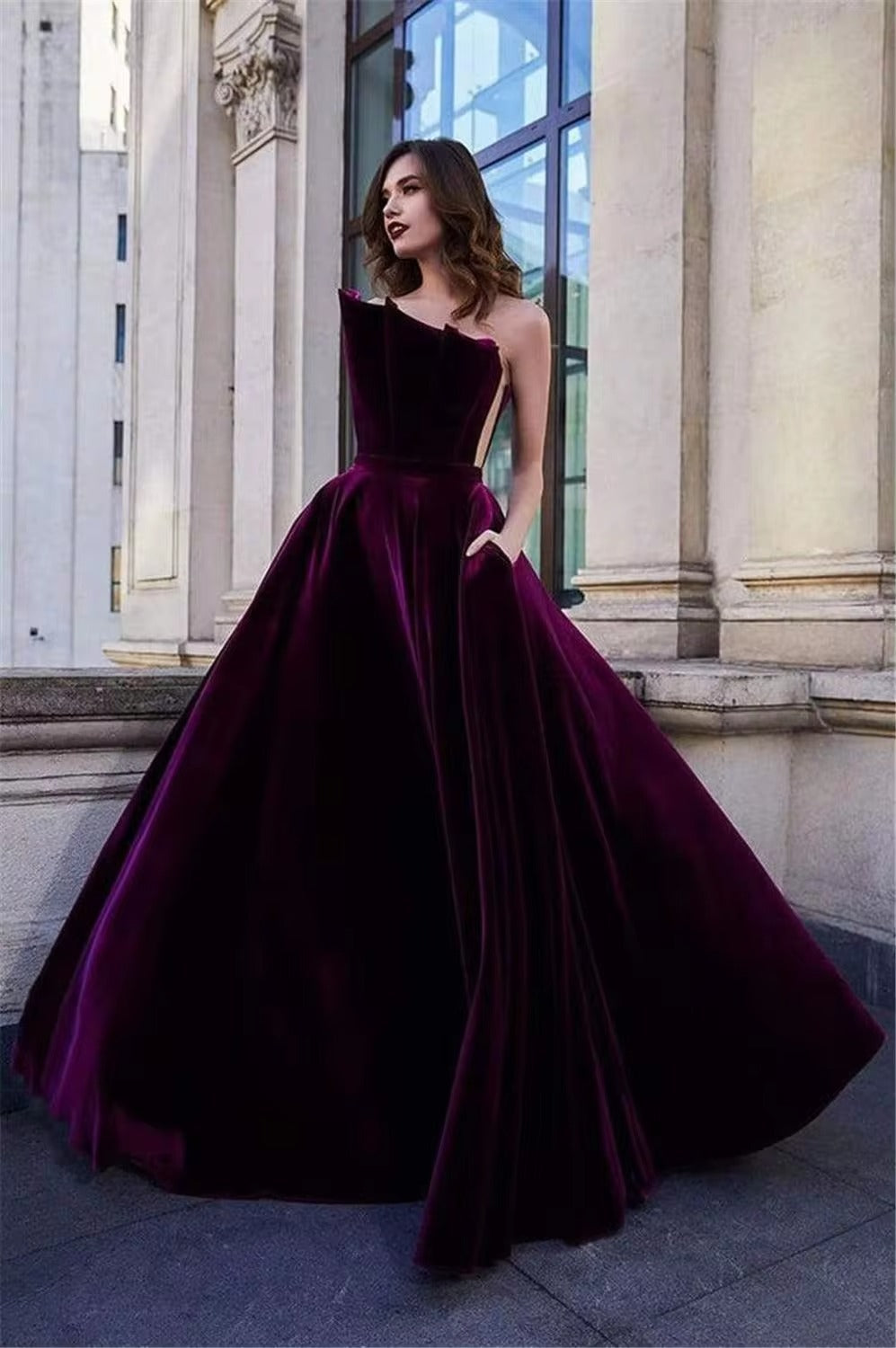 Caftán de terciopelo morado, vestidos de noche árabes, vestido de fiesta formal sin tirantes sexy de Dubai, vestidos de fiesta largos de talla grande