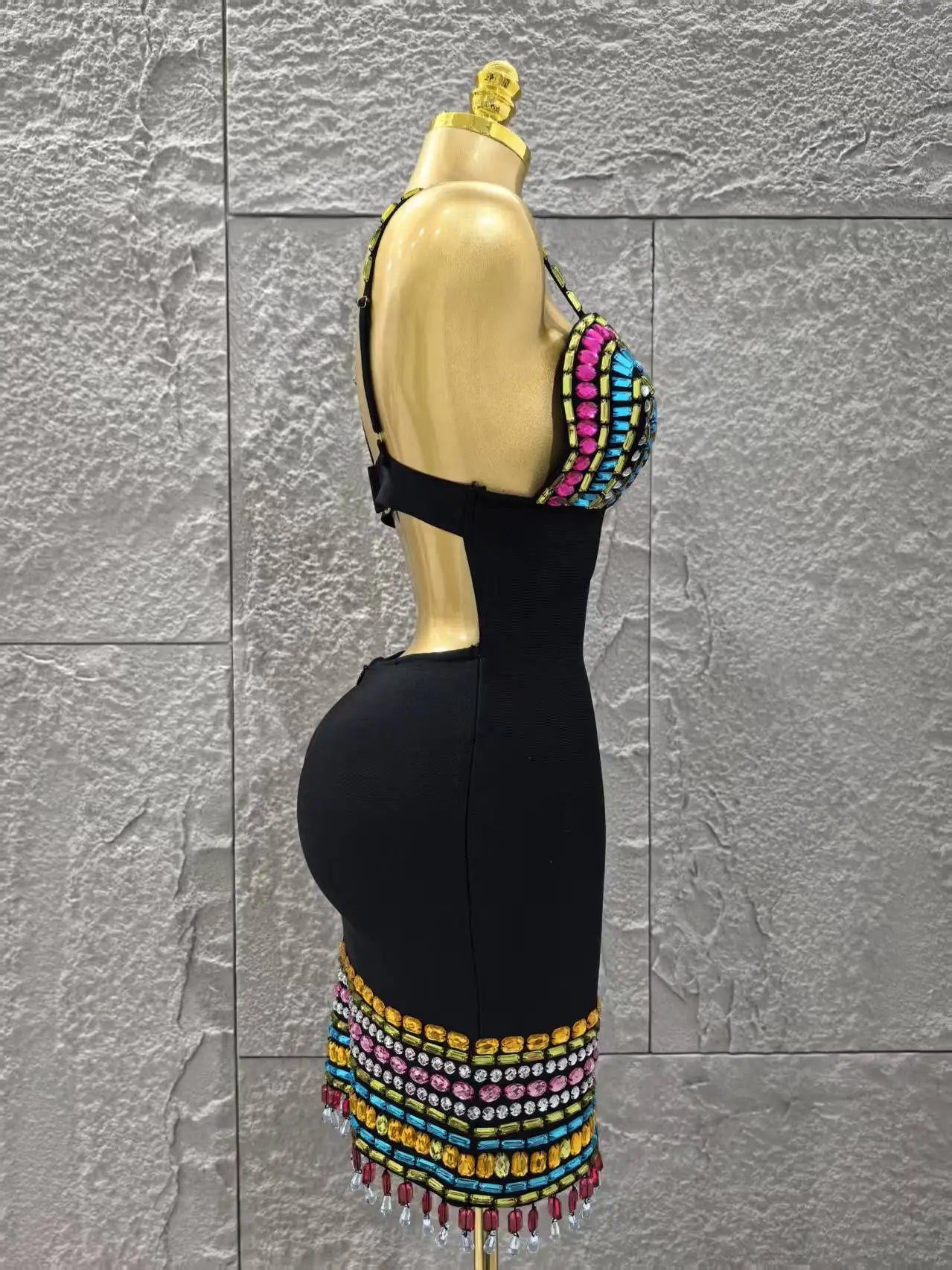 Black Color Women Sleeveless Sexy V-Neck Bodycon Mini Bandage Dress Colorful Crystal Celebrate Nightclub Party Red Carpet Dress